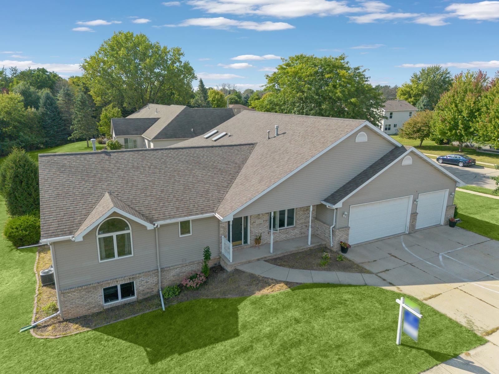 BRILLION, Wisconsin, 54110, United States, ,Residential,For Sale,1947118
