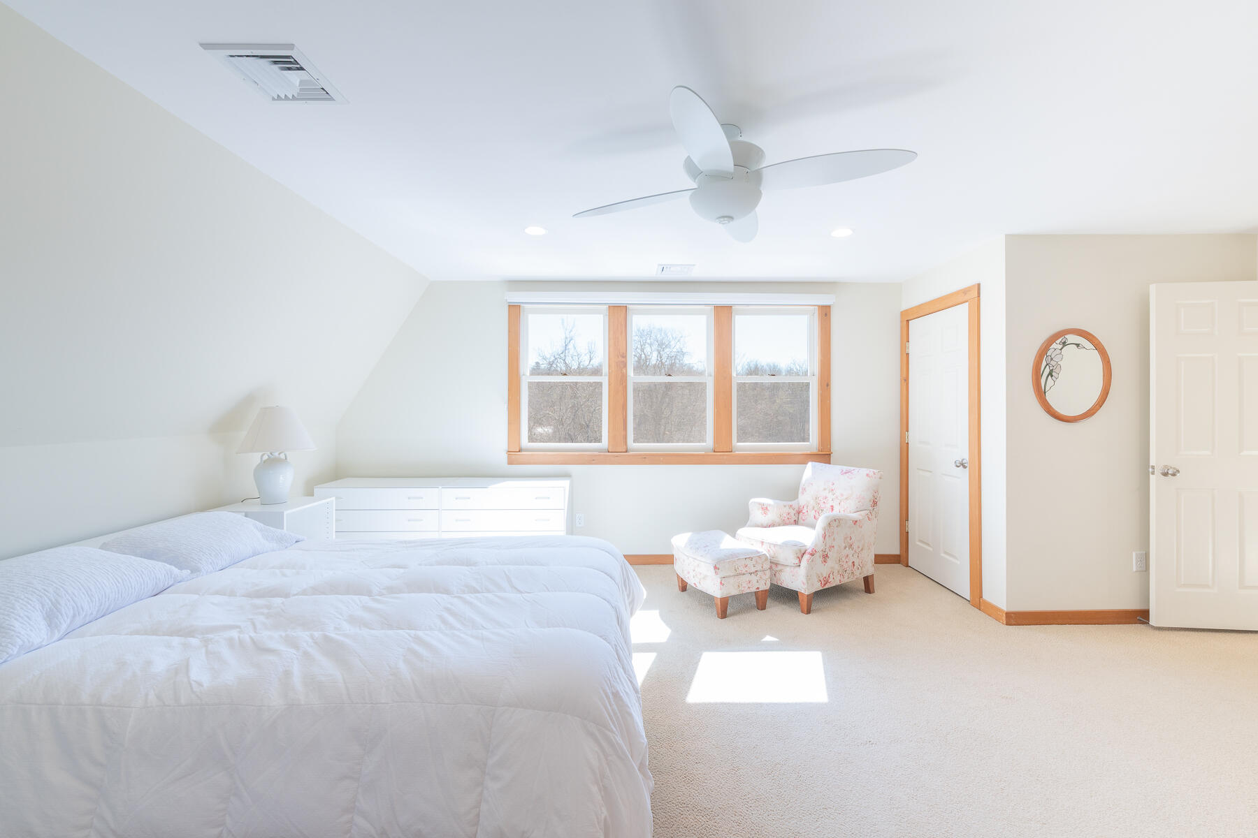  537 W Falmouth Highway - 物件實景
