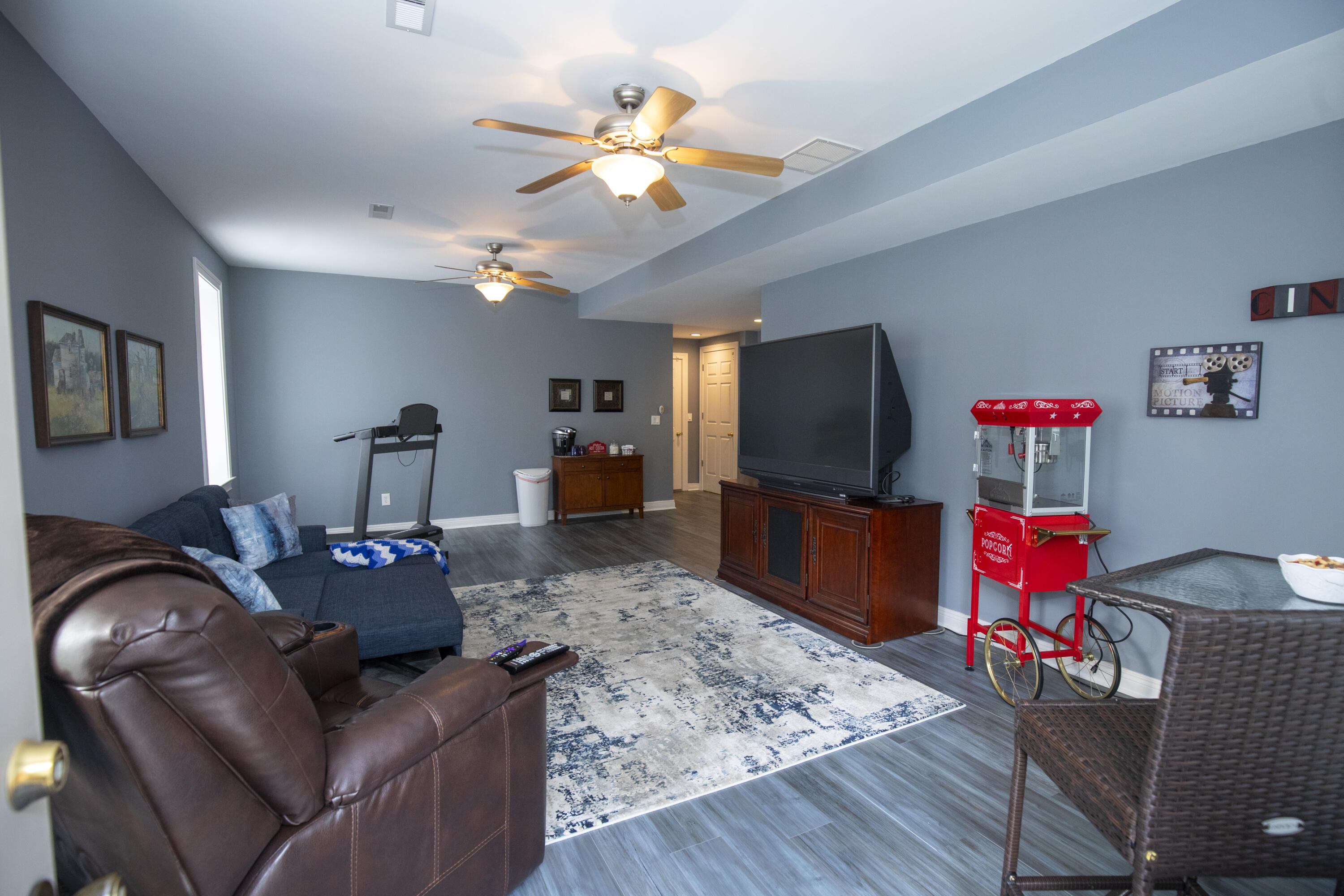 Harrodsburg, Kentucky, 40330, United States, 5 Bedrooms Bedrooms, ,4 BathroomsBathrooms,Residential,For Sale,1826729