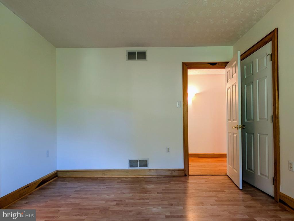 Buffalo Mills, Pennsylvania, 15534, United States, 3 Bedrooms Bedrooms, ,3 BathroomsBathrooms,Residential,For Sale,1948383