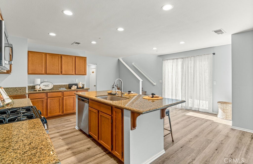 Lake Elsinore, California, 92532, United States, 3 Bedrooms Bedrooms, ,3 BathroomsBathrooms,Residential,For Sale,1979184