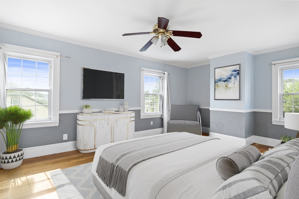 Lynn, Massachusetts, 01904, United States, 2 Bedrooms Bedrooms, ,1 BathroomBathrooms,Residential,For Sale,1943245