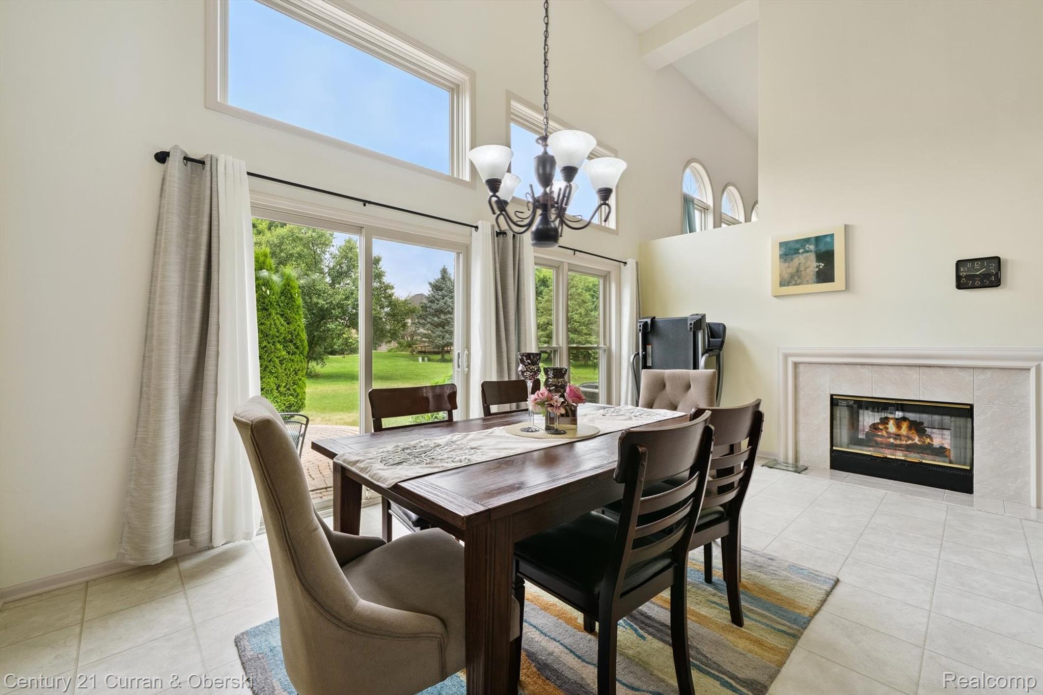 Canton Charter Township, Michigan, 48187, United States, 4 Bedrooms Bedrooms, ,3 BathroomsBathrooms,Residential,For Sale,1977619