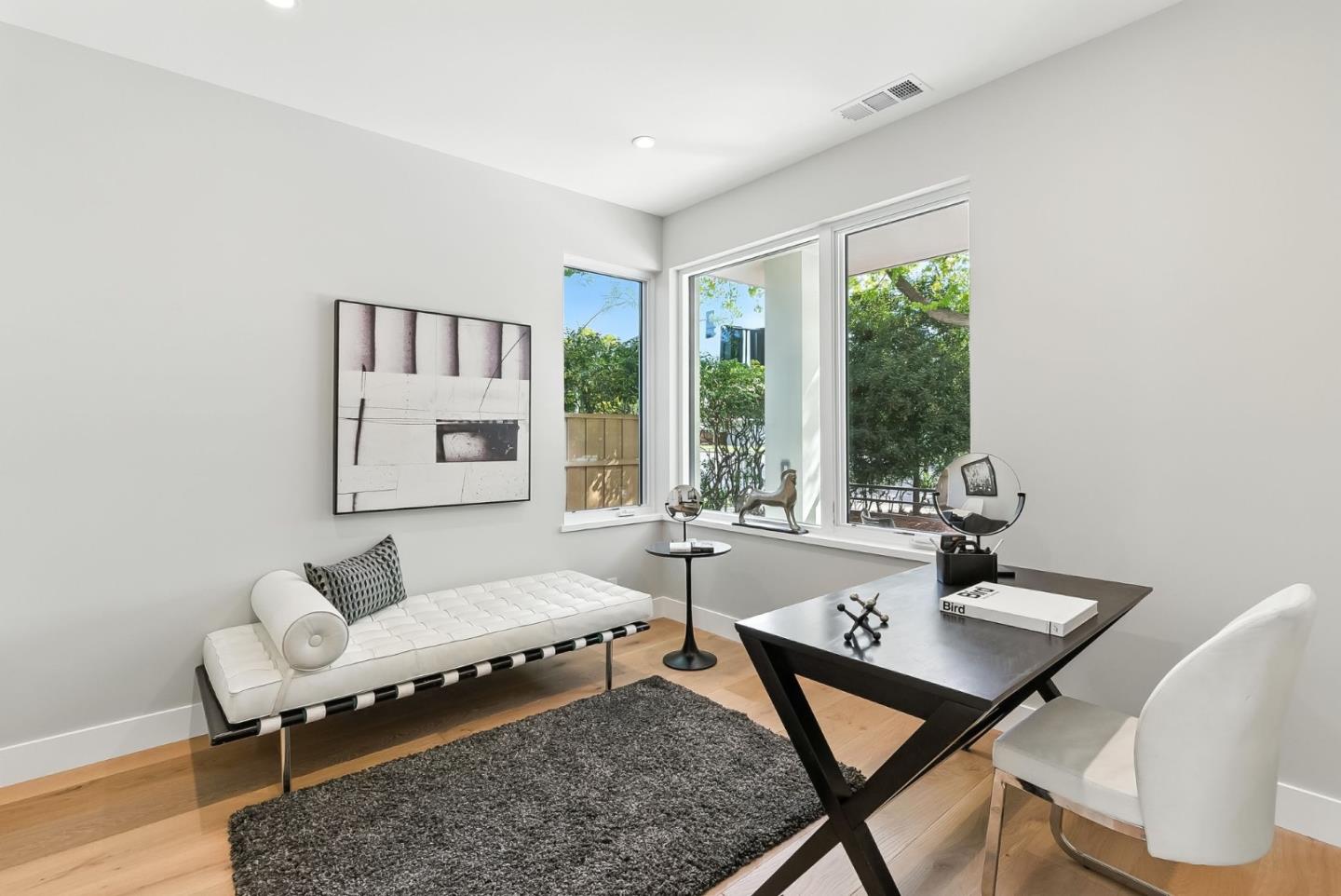 Palo Alto, California, 94303, United States, 4 Bedrooms Bedrooms, ,5 BathroomsBathrooms,Residential,For Sale,1906712