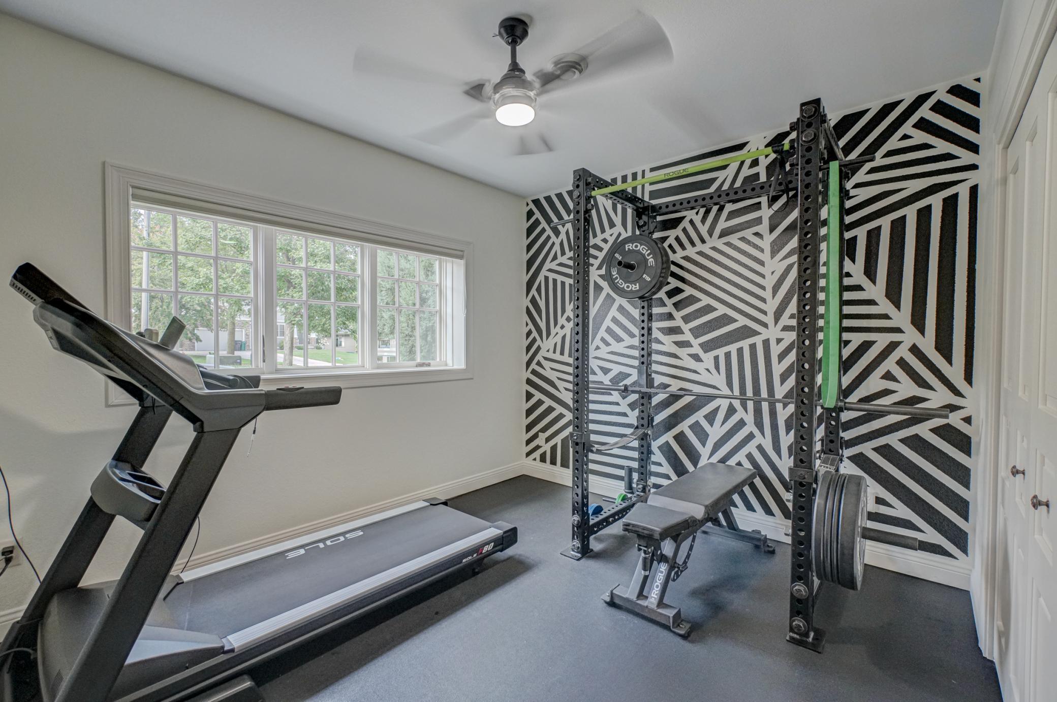 Eau Claire, Wisconsin, 54701, United States, 6 Bedrooms Bedrooms, ,2 BathroomsBathrooms,Residential,For Sale,1992855