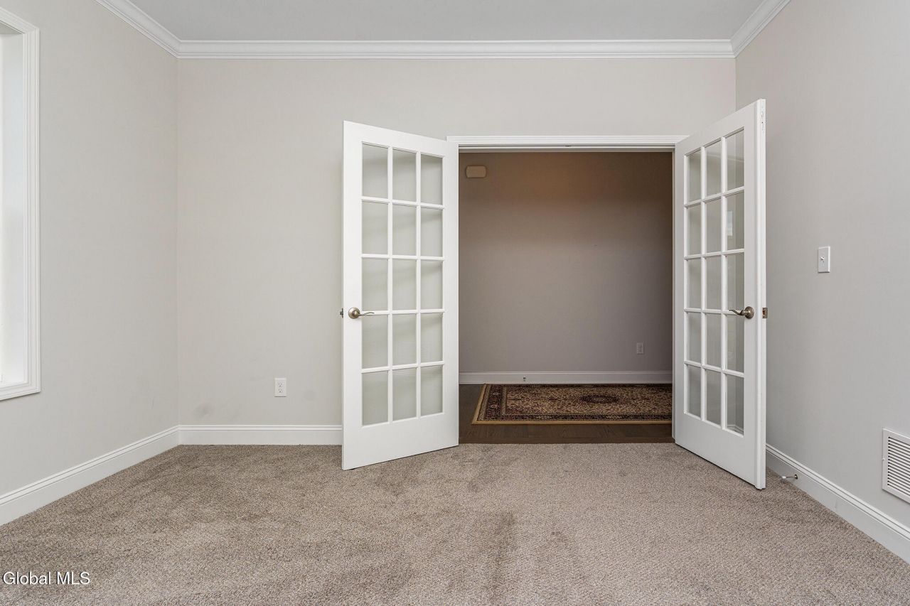 Halfmoon, New York, 12065, United States, 4 Bedrooms Bedrooms, ,3 BathroomsBathrooms,Residential,For Sale,1987891