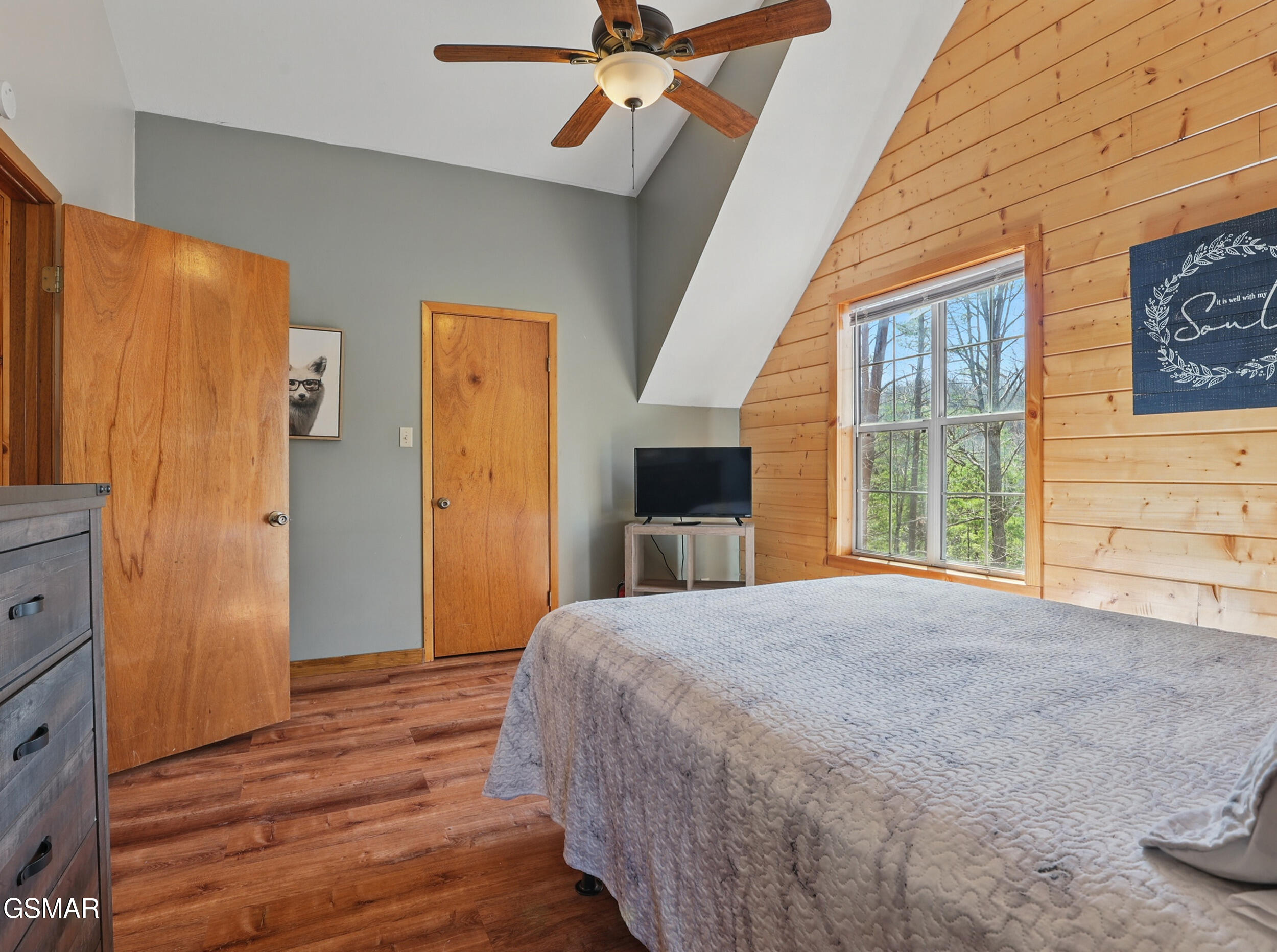 Sevierville, Tennessee, 37862, United States, 4 Bedrooms Bedrooms, ,4 BathroomsBathrooms,Residential,For Sale,1928757