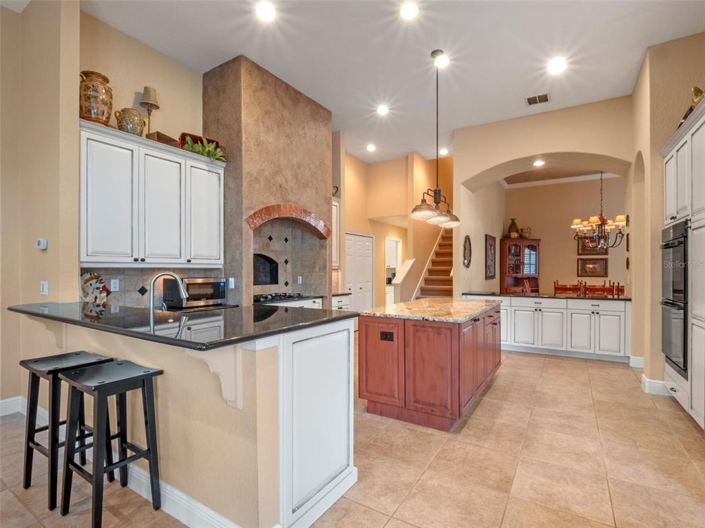 Orlando, Florida, 32836, United States, 4 Bedrooms Bedrooms, ,4 BathroomsBathrooms,Residential,For Sale,1901354