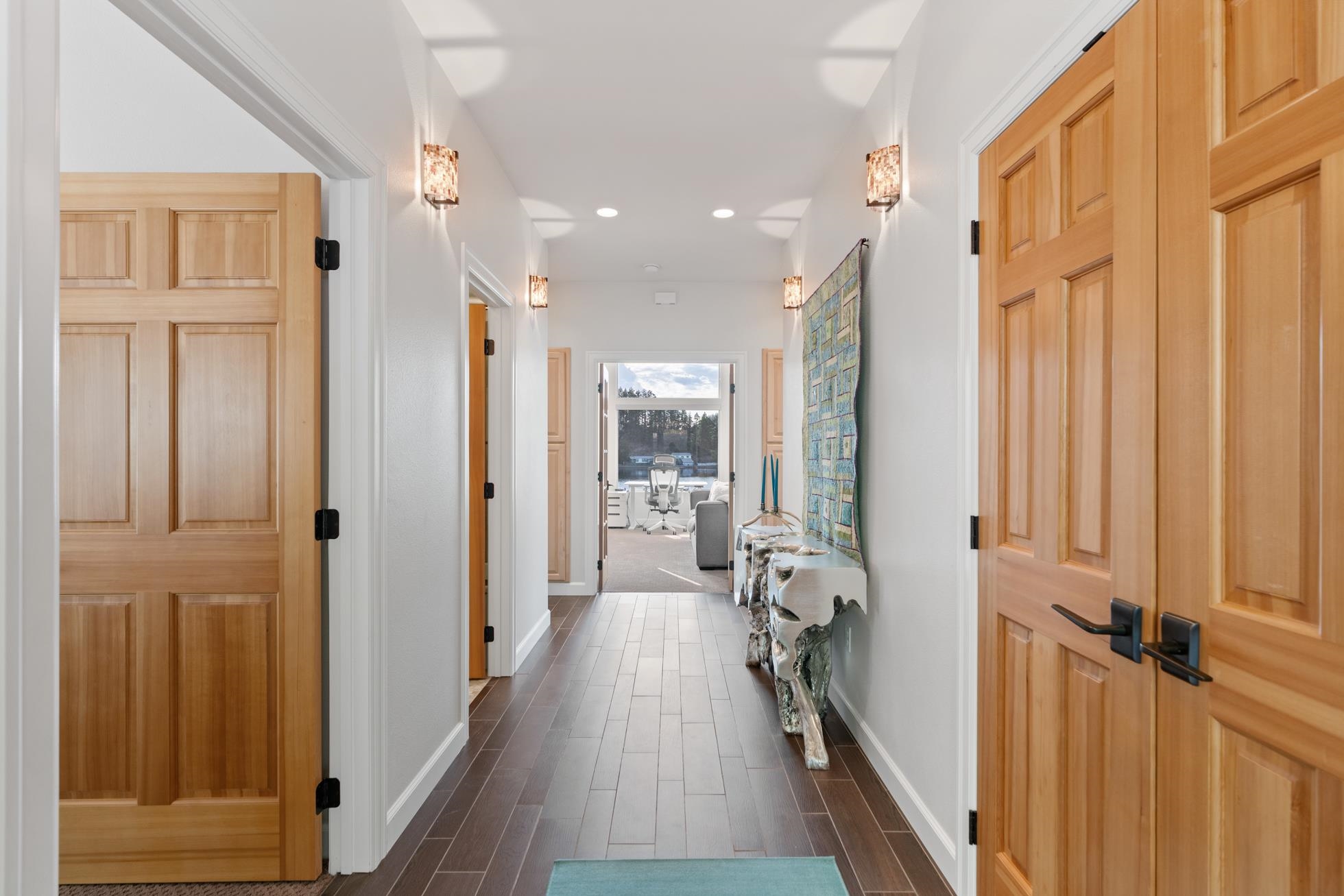 Loon Lake, Washington, 99148, United States, 5 Bedrooms Bedrooms, ,5 BathroomsBathrooms,Residential,For Sale,1924422
