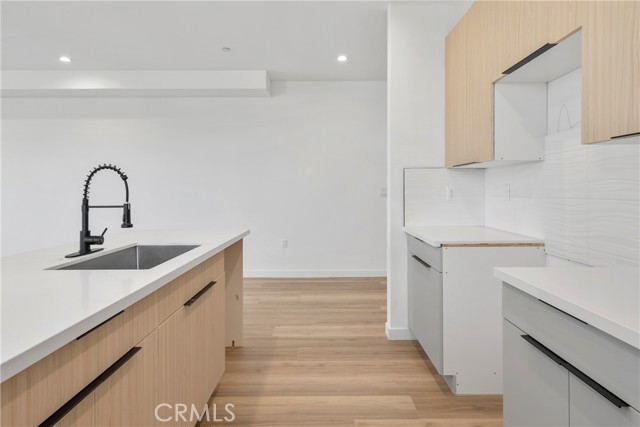 Los Angeles, California, 90023, United States, 22 Bedrooms Bedrooms, ,Residential,For Sale,1763548