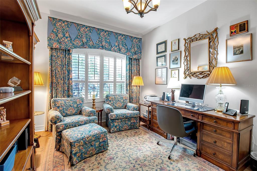 Sarasota, Florida, 34240, United States, 3 Bedrooms Bedrooms, ,3 BathroomsBathrooms,Residential,For Sale,2003503