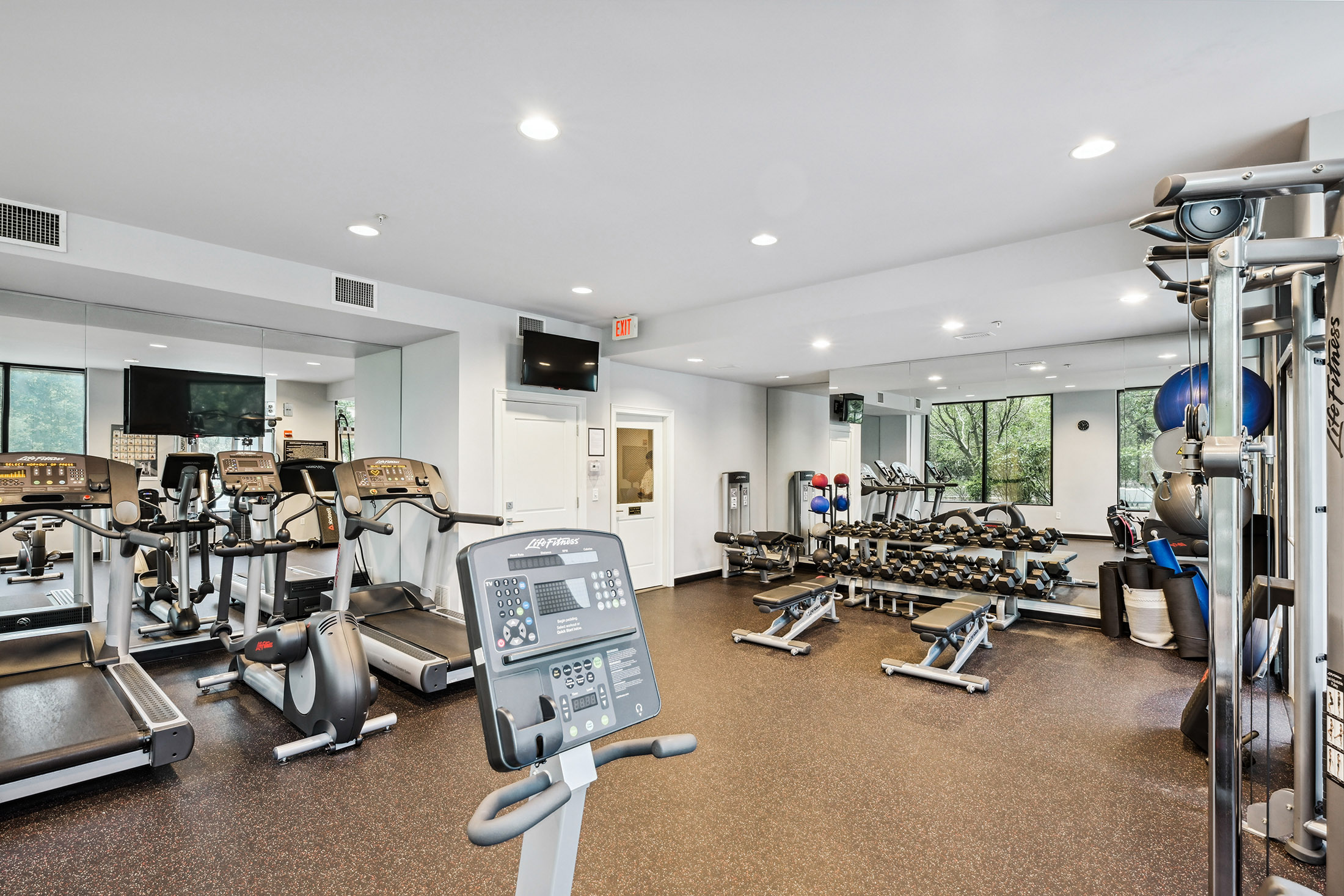  Exceptional Space, Skyline Views, and an Unbeatable Buckhead Location - 物件實景