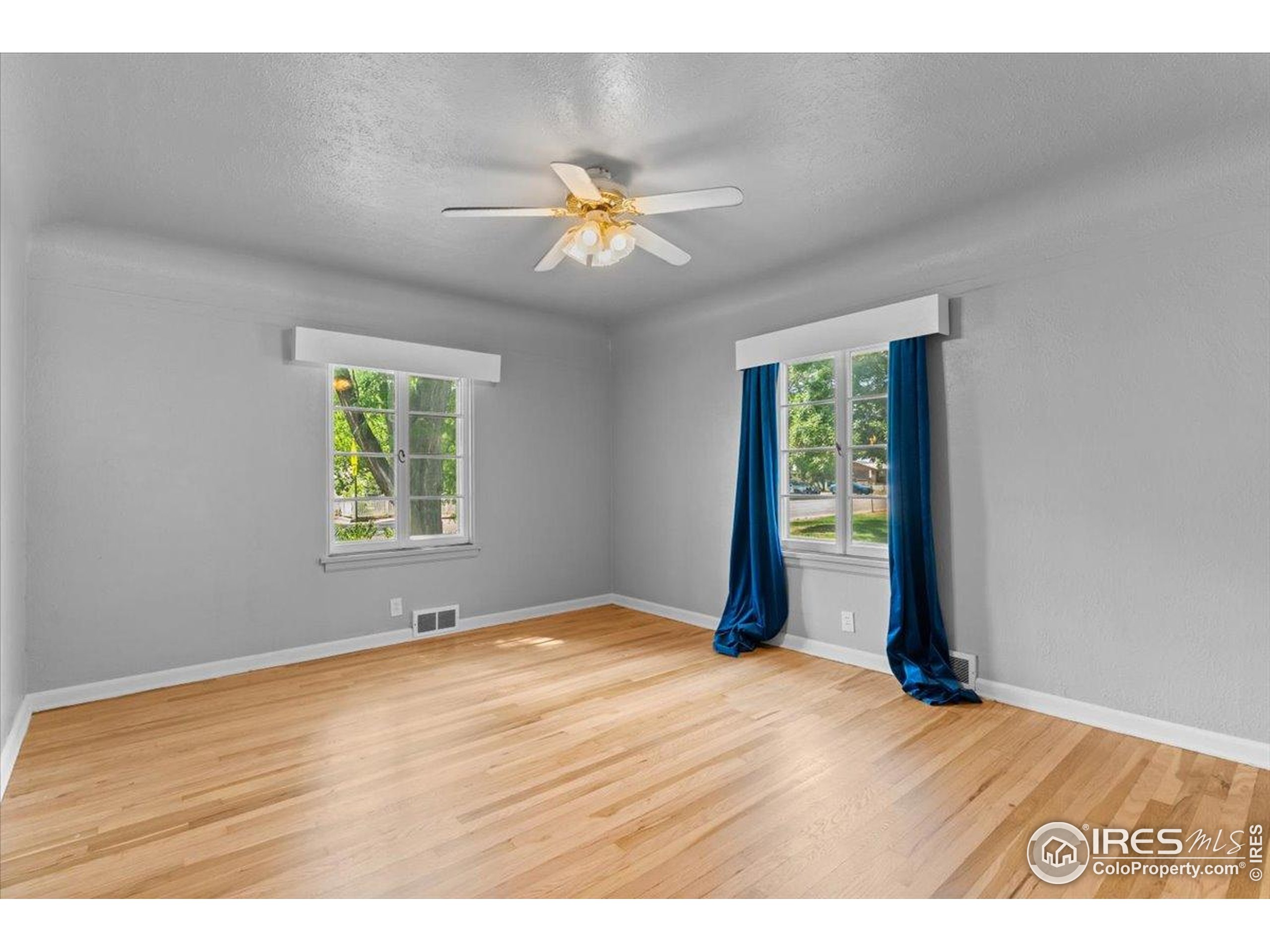 Loveland, Colorado, 80537, United States, 3 Bedrooms Bedrooms, ,1 BathroomBathrooms,Residential,For Sale,1910370
