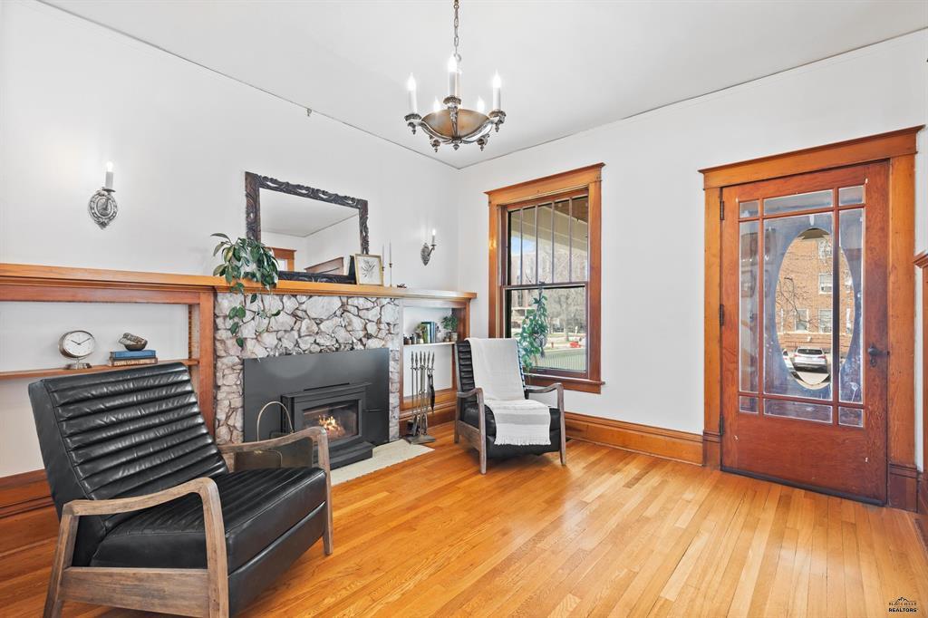 Rapid City, South Dakota, 57701, United States, 6 Bedrooms Bedrooms, ,3 BathroomsBathrooms,Residential,For Sale,1979556