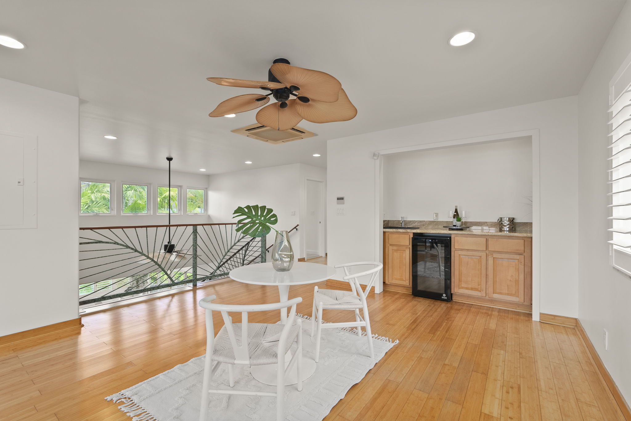 Kailua, Hawaii, 96734, United States, 6 Bedrooms Bedrooms, ,4 BathroomsBathrooms,Residential,For Sale,1981977