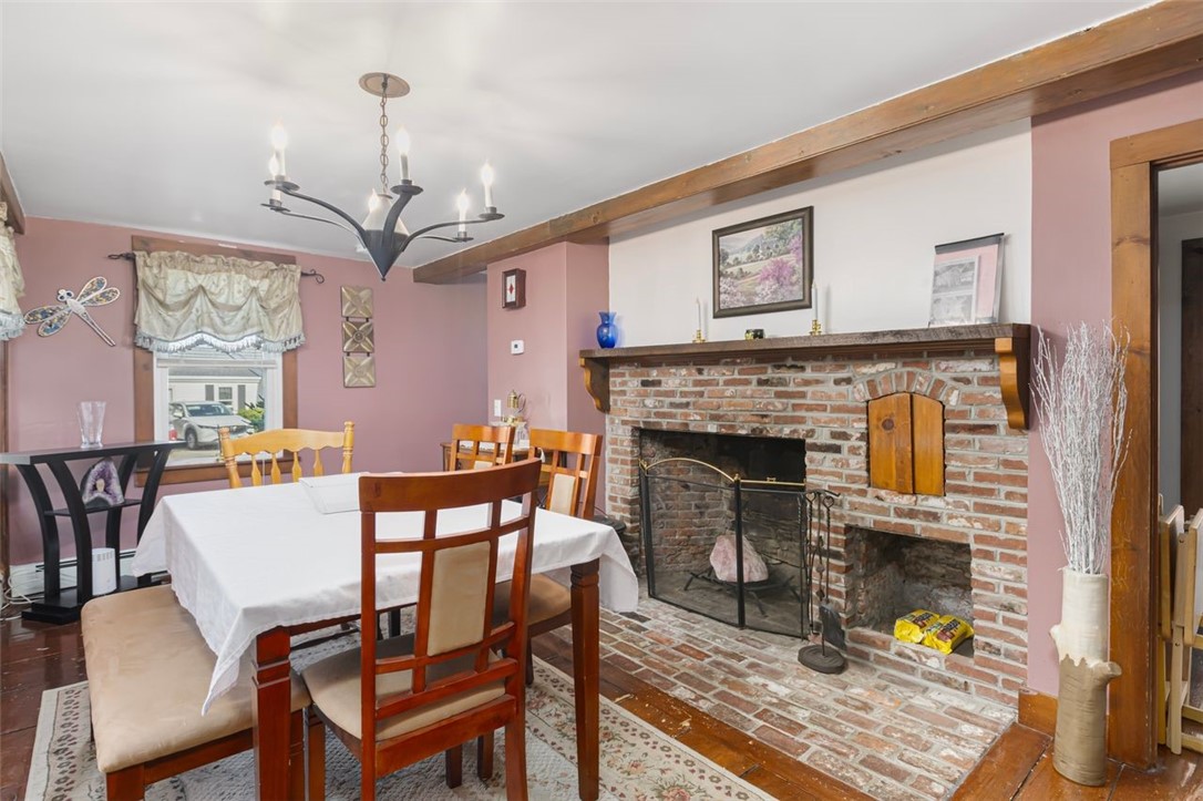 North Kingstown, Rhode Island, 02852, United States, 3 Bedrooms Bedrooms, ,2 BathroomsBathrooms,Residential,For Sale,1960458
