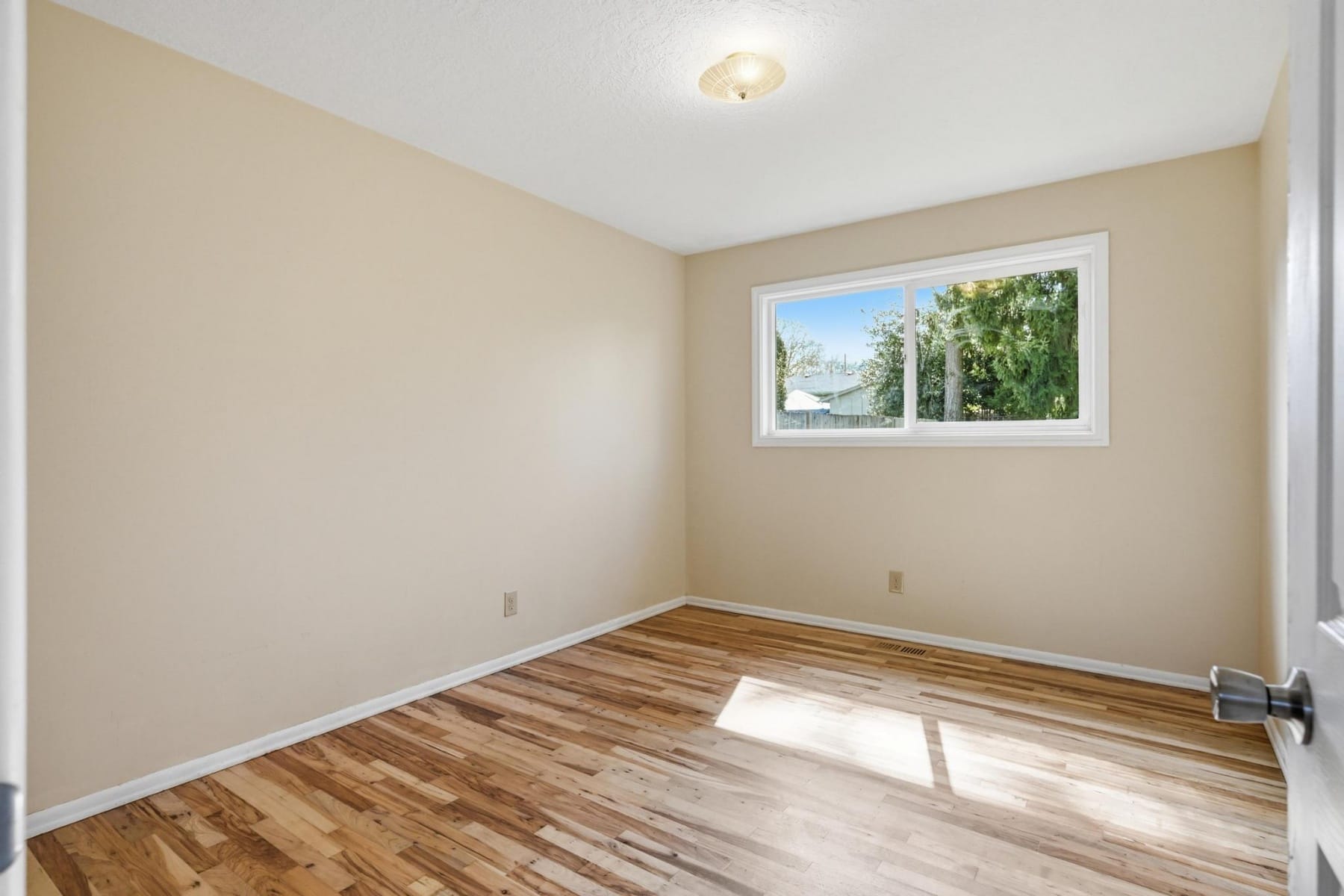  8723 N CHASE AVE Portland, OR 97217 - 物件實景