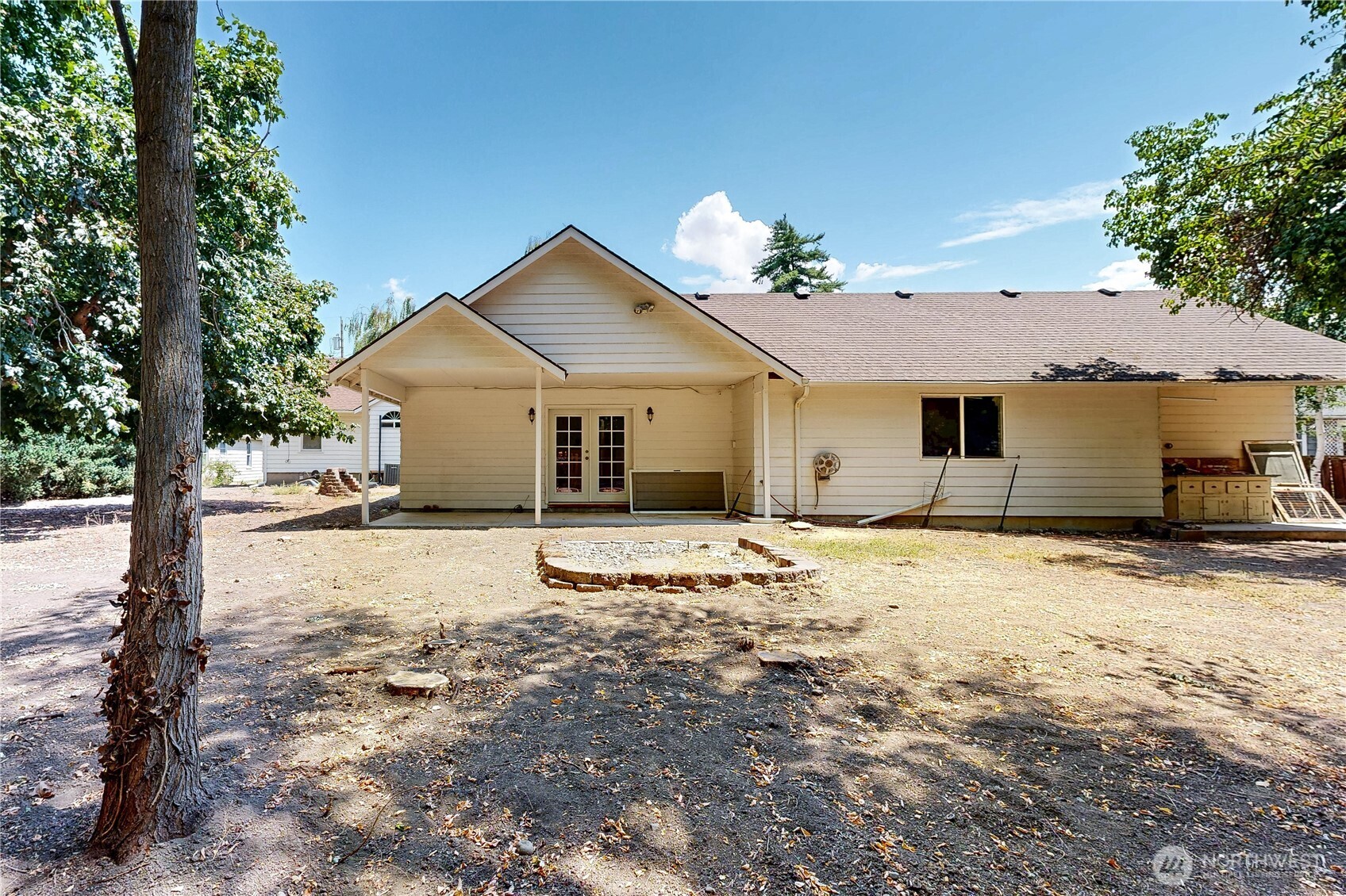 Walla Walla, Washington, 99362, United States, 3 Bedrooms Bedrooms, ,2 BathroomsBathrooms,Residential,For Sale,1907583