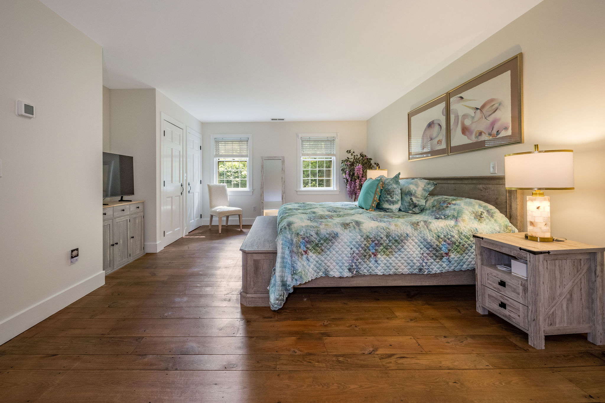  Experience shoreline luxury in this exceptional Colonial home - 物件實景
