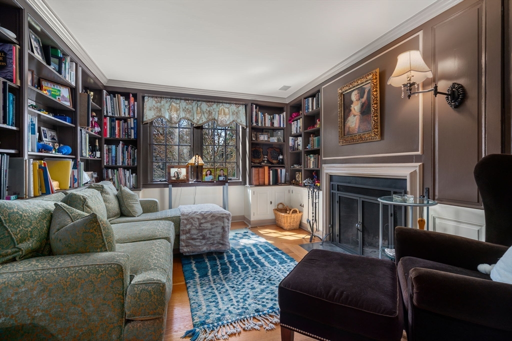 Newton, Massachusetts, 02467, United States, 5 Bedrooms Bedrooms, ,6 BathroomsBathrooms,Residential,For Sale,1807148