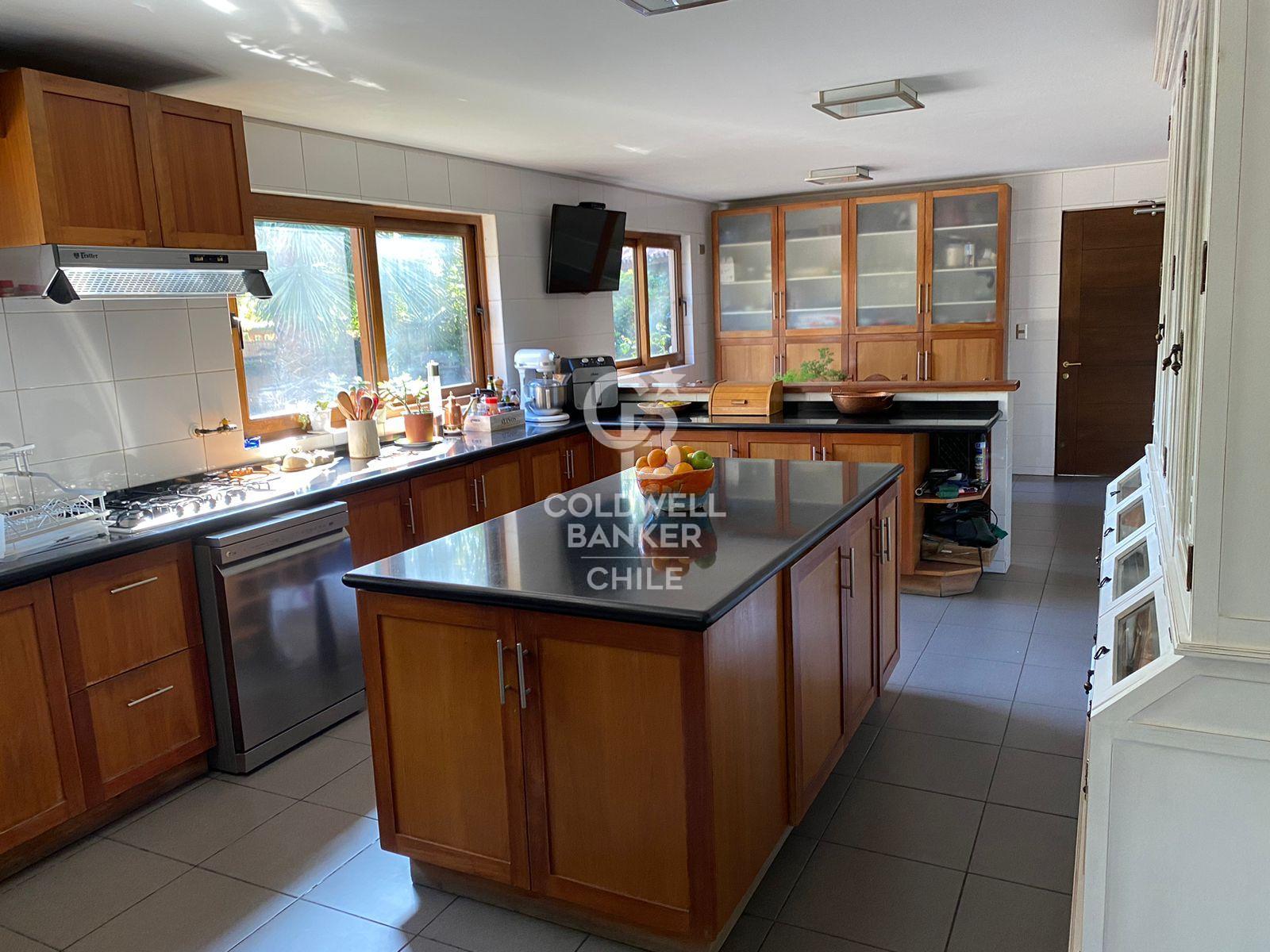 Colina, Chile, 6 Bedrooms Bedrooms, ,5 BathroomsBathrooms,Residential,For Sale,1947996