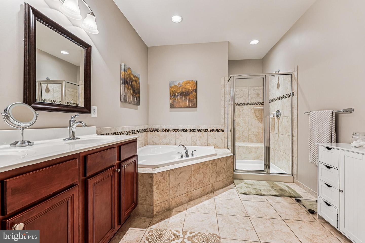 Frederick, Maryland, 21701, United States, 3 Bedrooms Bedrooms, ,4 BathroomsBathrooms,Residential,For Sale,1986533