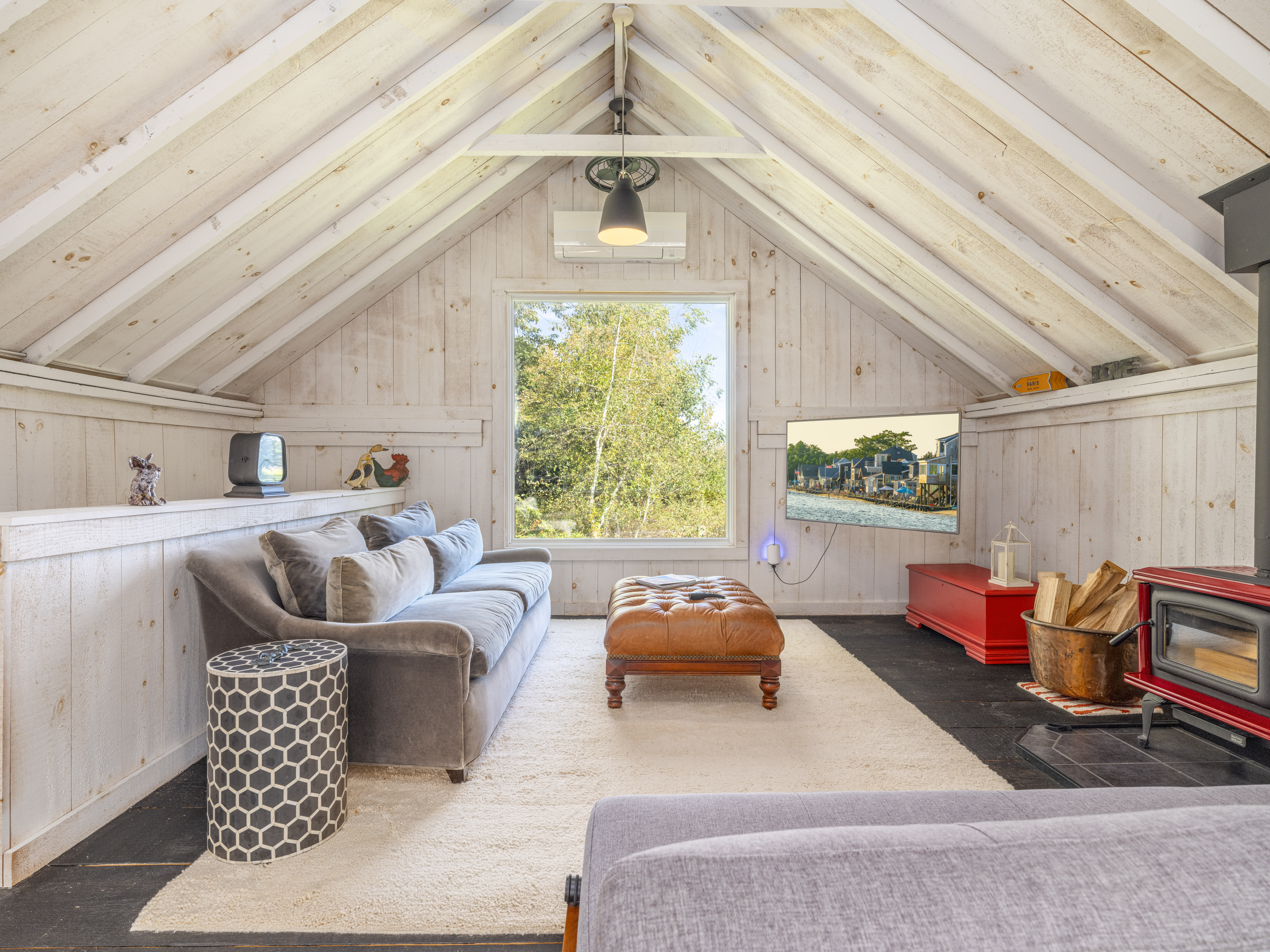 Cutchogue, New York, 11935, United States, 4 Bedrooms Bedrooms, ,2 BathroomsBathrooms,Residential,For Sale,1987431