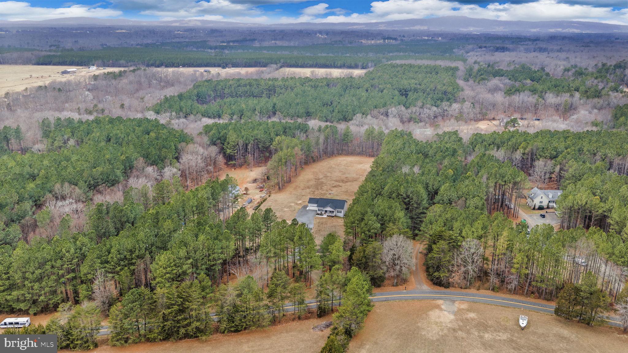 Unionville, Virginia, 22567, United States, 3 Bedrooms Bedrooms, ,2 BathroomsBathrooms,Residential,For Sale,2009103