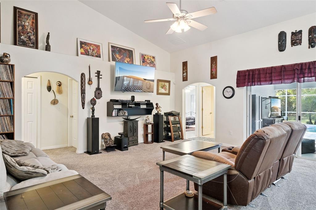 St Cloud, Florida, 34771, United States, 4 Bedrooms Bedrooms, ,3 BathroomsBathrooms,Residential,For Sale,1961113