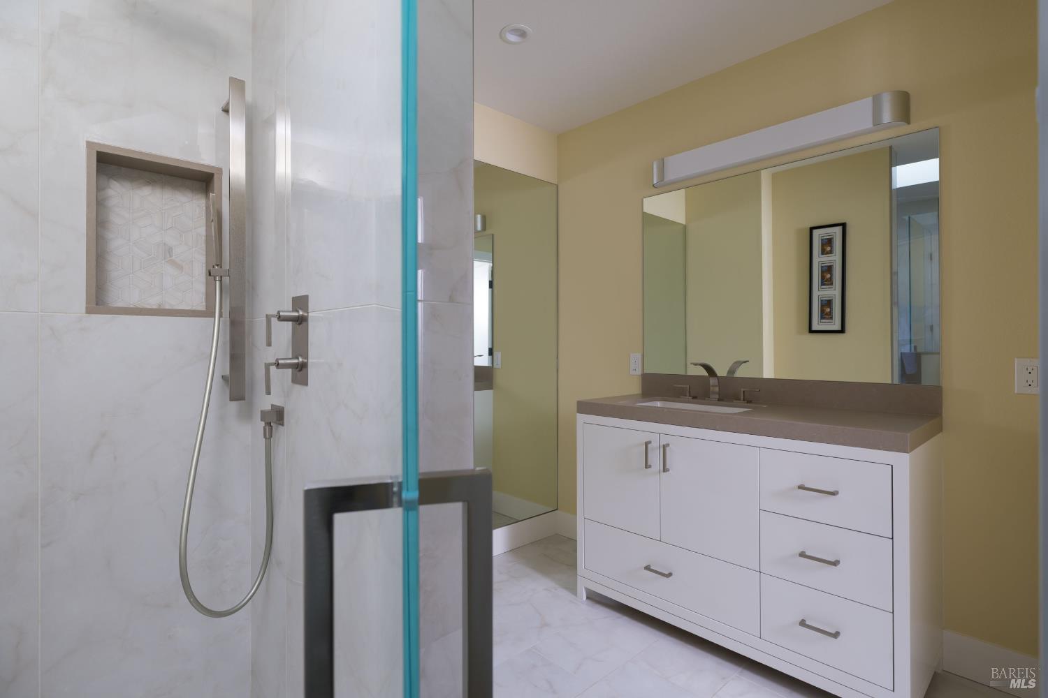 Santa Rosa, California, 95401, United States, 4 Bedrooms Bedrooms, ,4 BathroomsBathrooms,Residential,For Sale,1993093