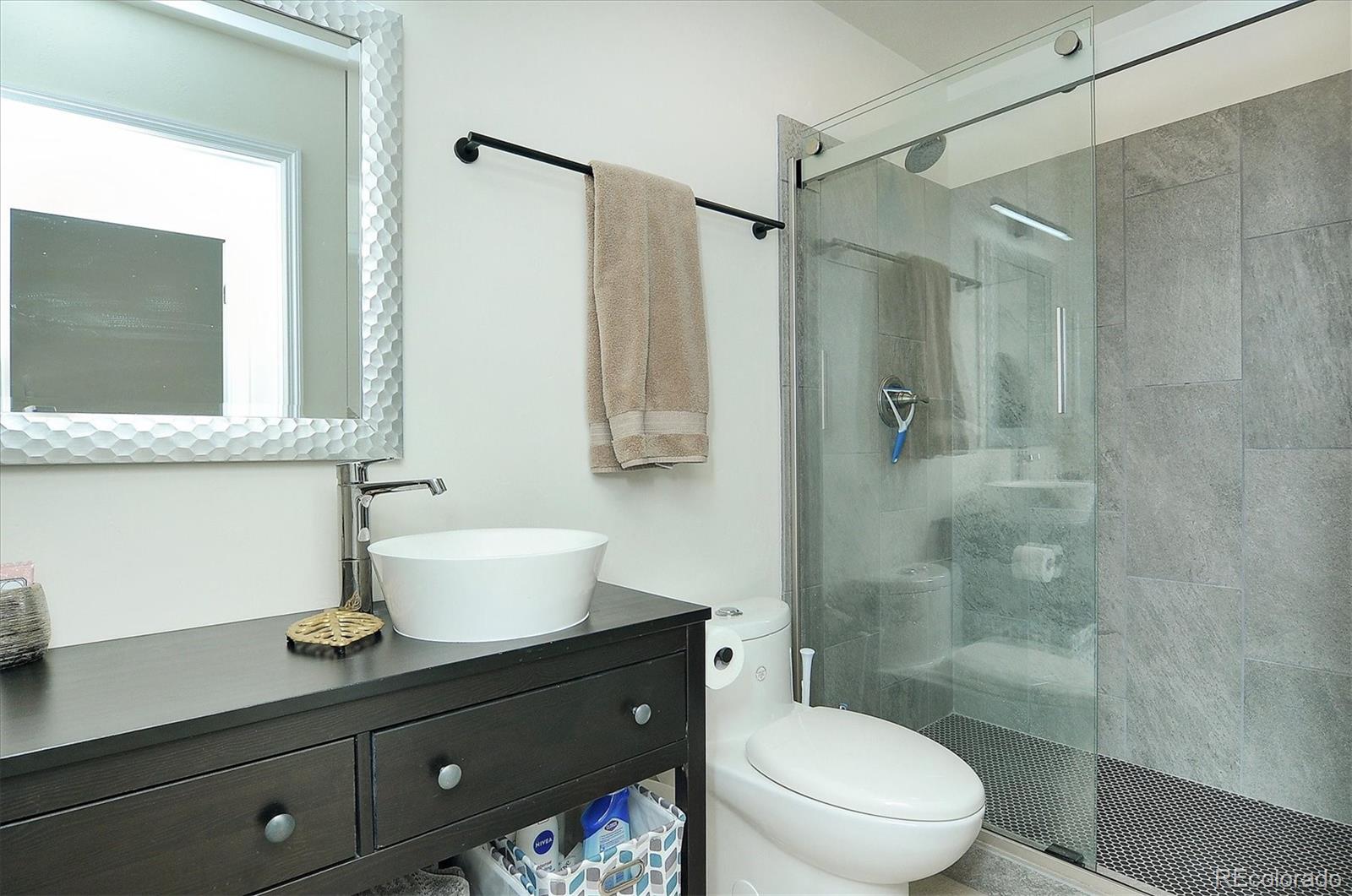 Salida, Colorado, 81201, United States, 3 Bedrooms Bedrooms, ,1 BathroomBathrooms,Residential,For Sale,1921932