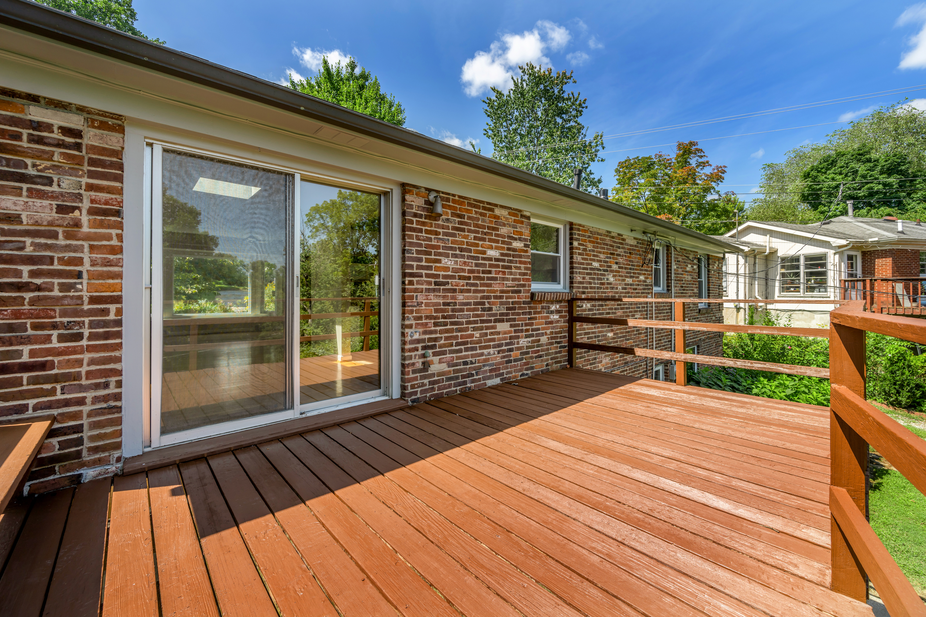 953 Holly Springs Drive - 物件實景