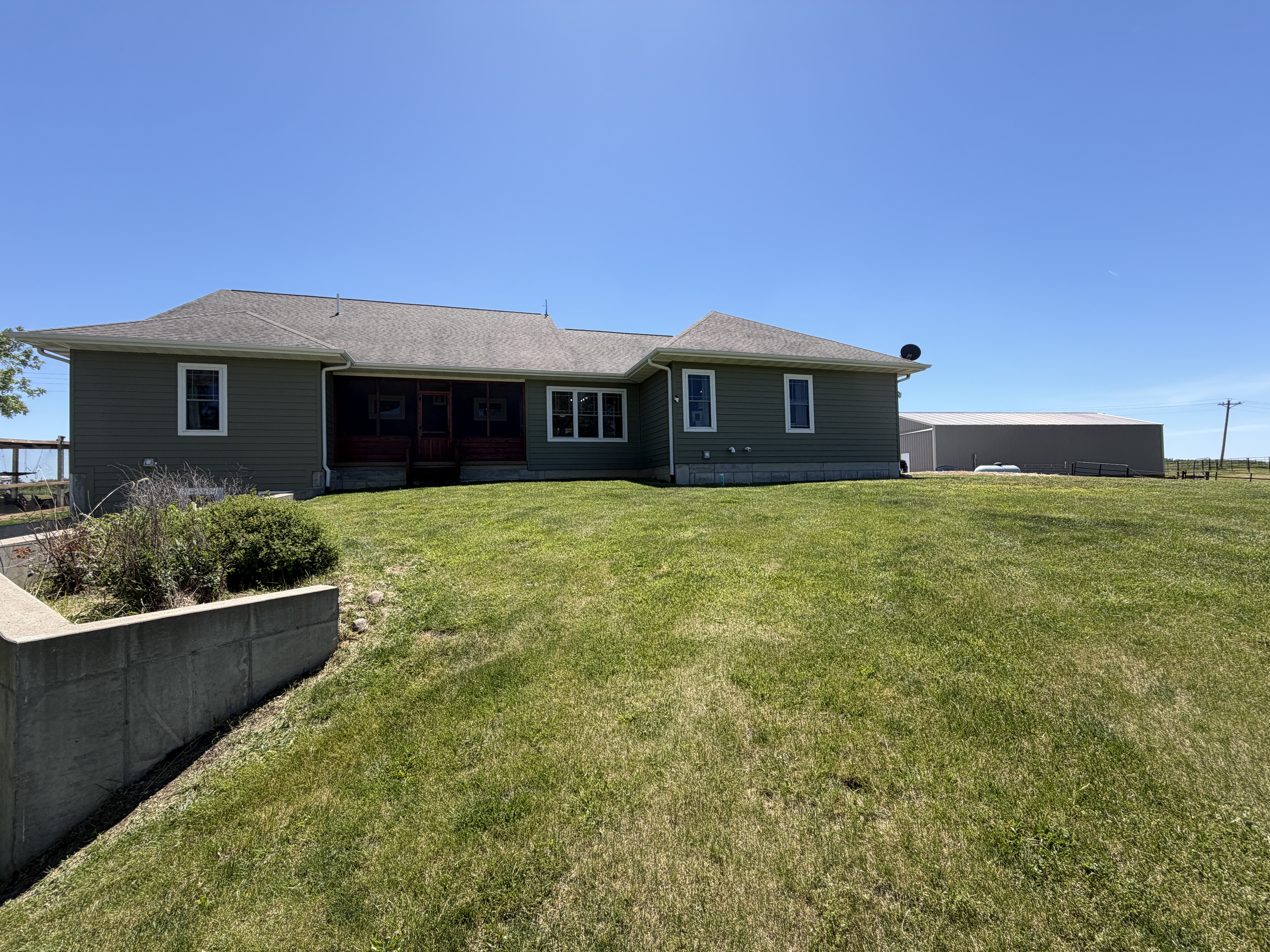 Greentop, Missouri, 63546, United States, 5 Bedrooms Bedrooms, ,4 BathroomsBathrooms,Residential,For Sale,2048249