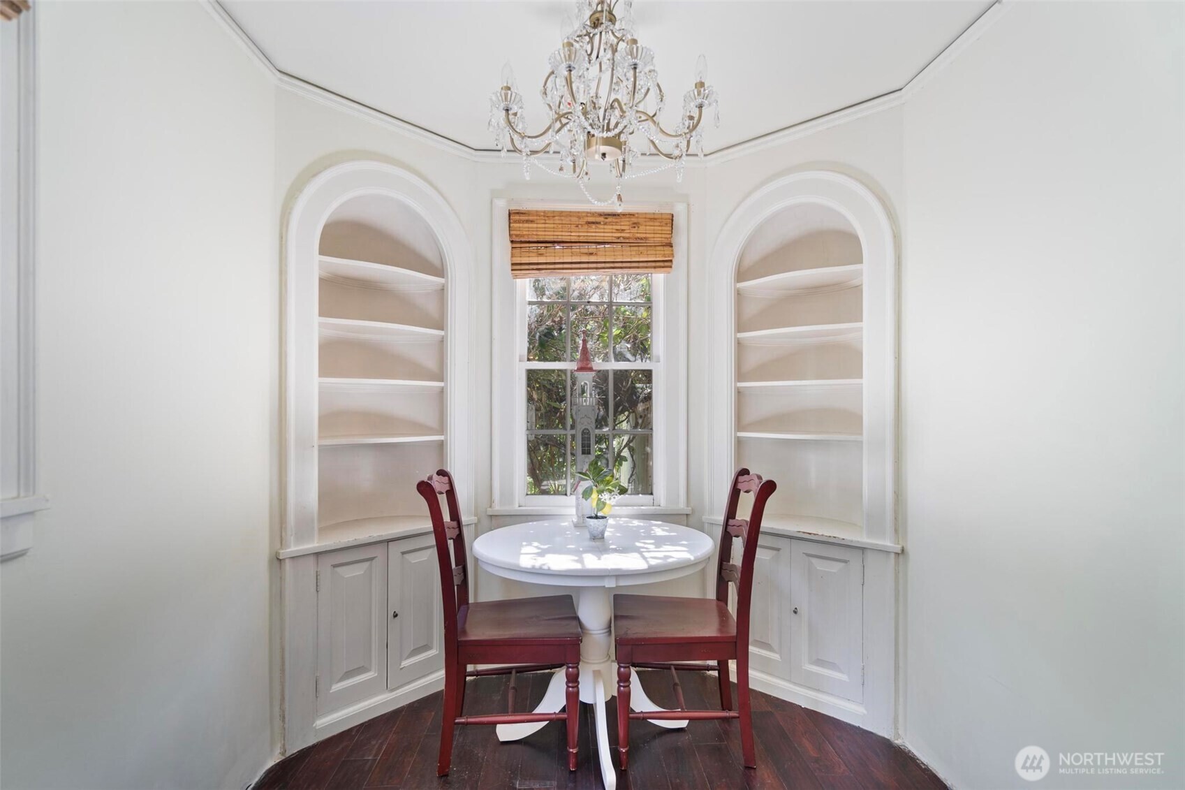 Shelton, Washington, 98584, United States, 6 Bedrooms Bedrooms, ,3 BathroomsBathrooms,Residential,For Sale,1974381