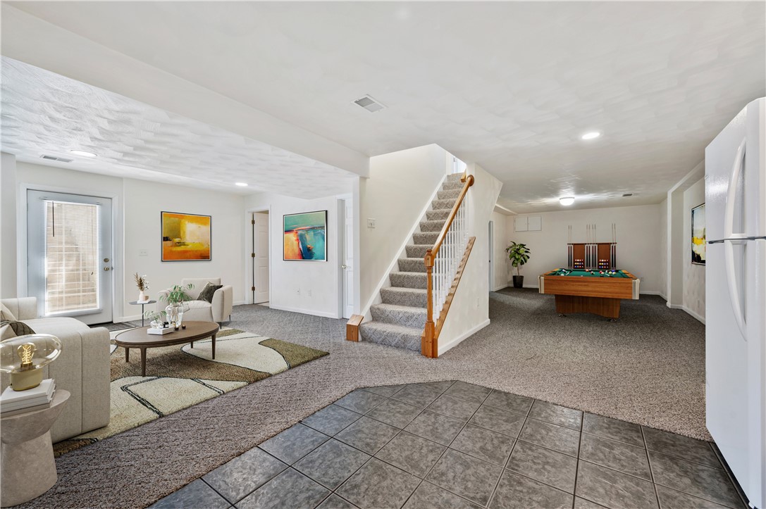 Penn Twp, Pennsylvania, 15642, United States, 5 Bedrooms Bedrooms, ,4 BathroomsBathrooms,Residential,For Sale,2001682