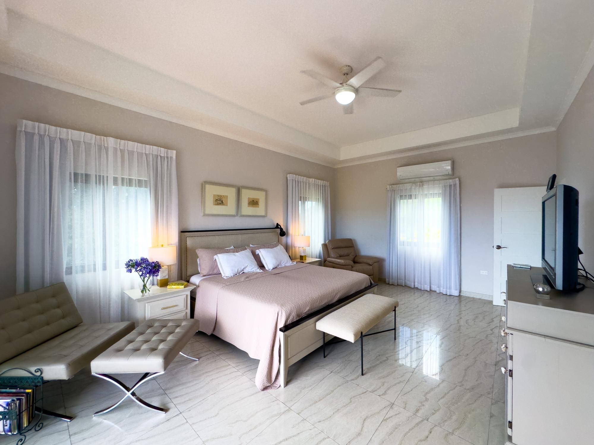 Kingston & St. Andrew, JM, 4 Bedrooms Bedrooms, ,5 BathroomsBathrooms,Residential,For Sale,1837675