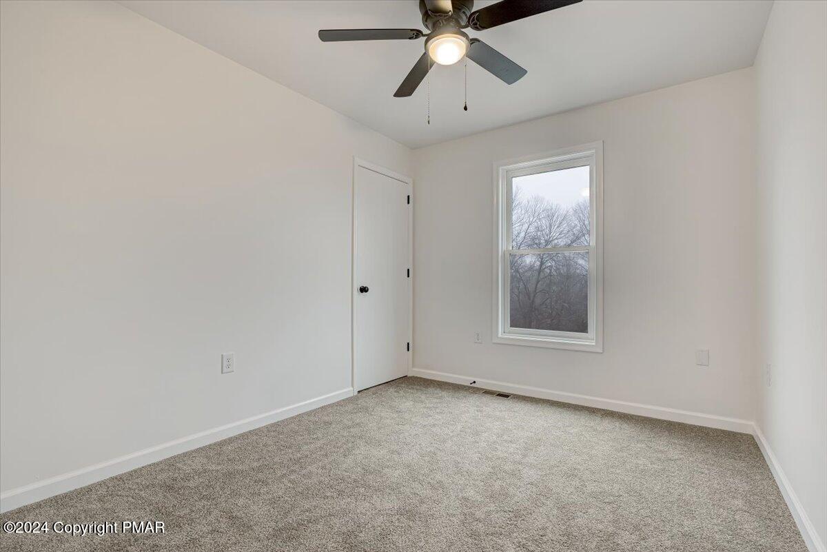 Stroudsburg, Pennsylvania, 18360, United States, 4 Bedrooms Bedrooms, ,3 BathroomsBathrooms,Residential,For Sale,1858259