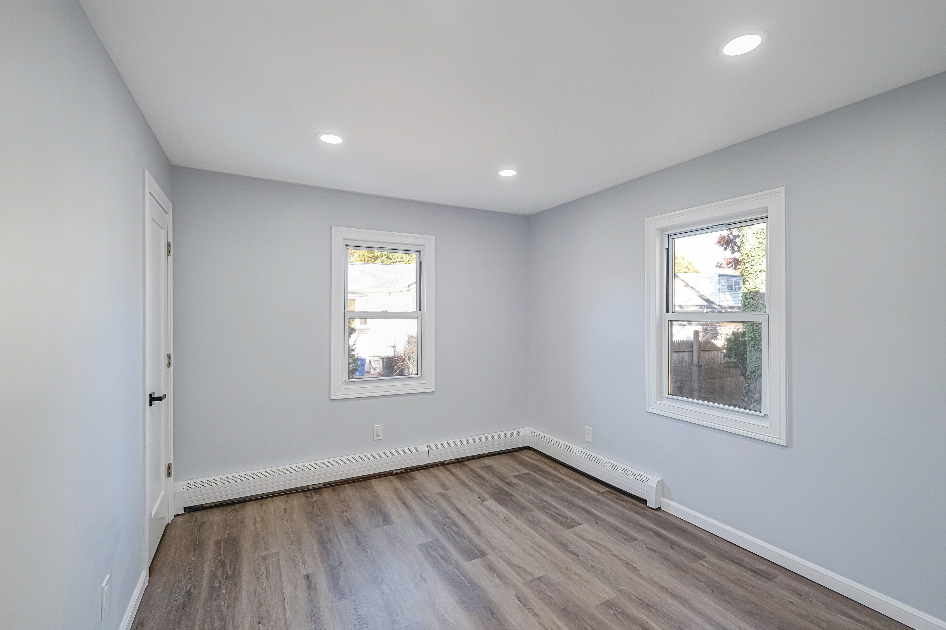 Copiague, New York, 11726, United States, 5 Bedrooms Bedrooms, ,2 BathroomsBathrooms,Residential,For Sale,1923423