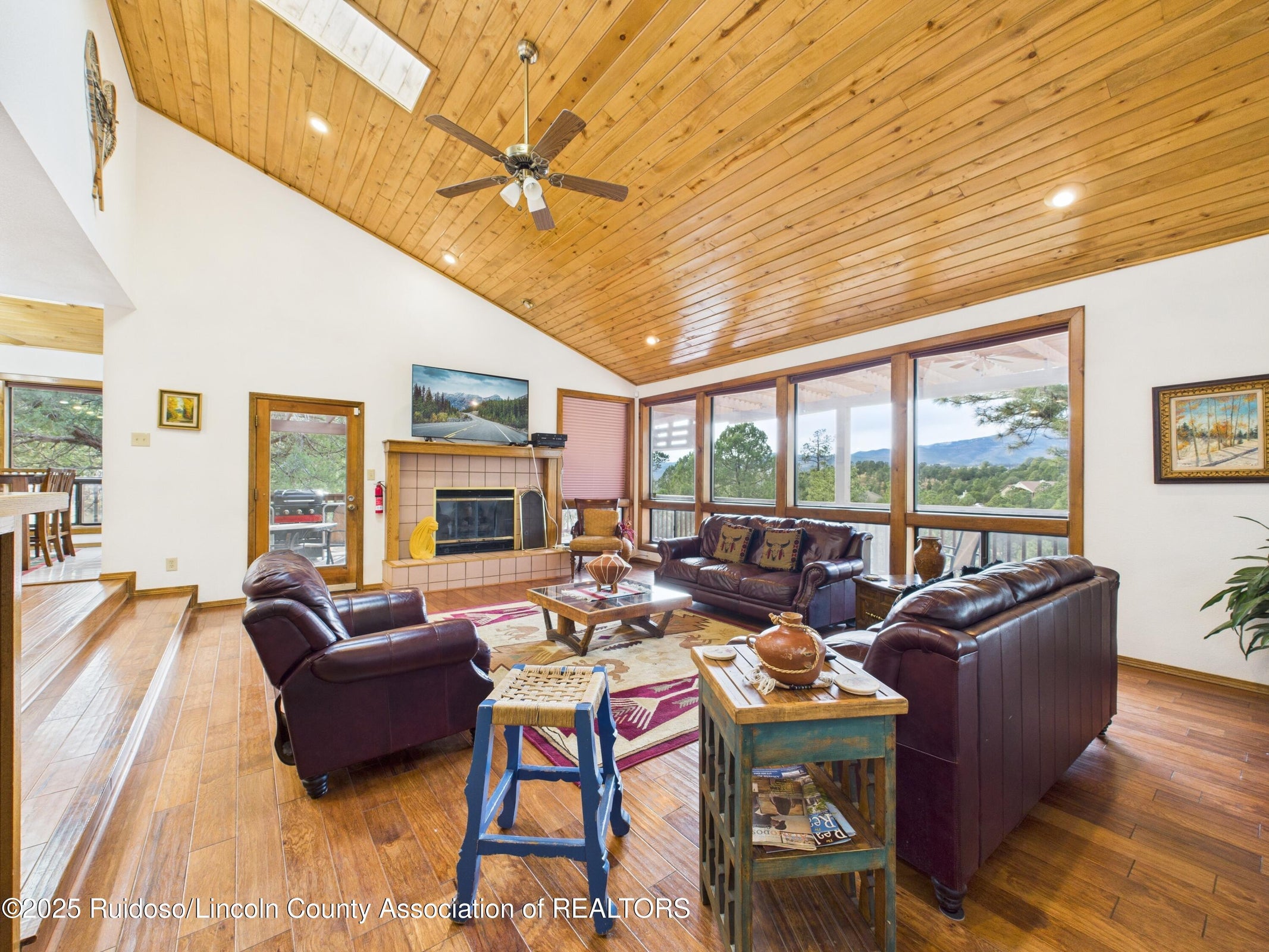 Ruidoso, New Mexico, 88345, United States, 5 Bedrooms Bedrooms, ,4 BathroomsBathrooms,Residential,For Sale,2006103