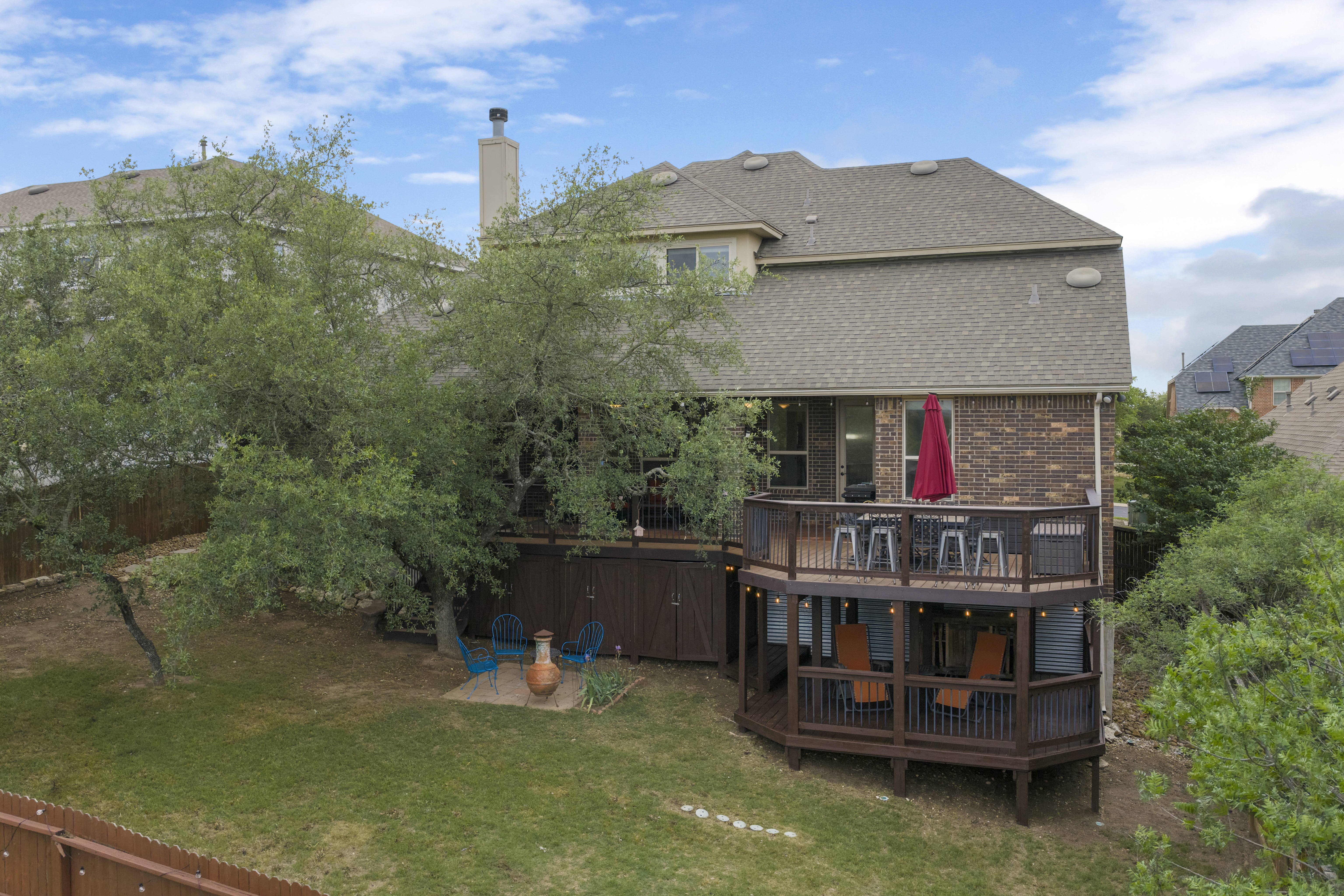  Thoughtfully Designed with Exceptional Floor Plan - 物件實景