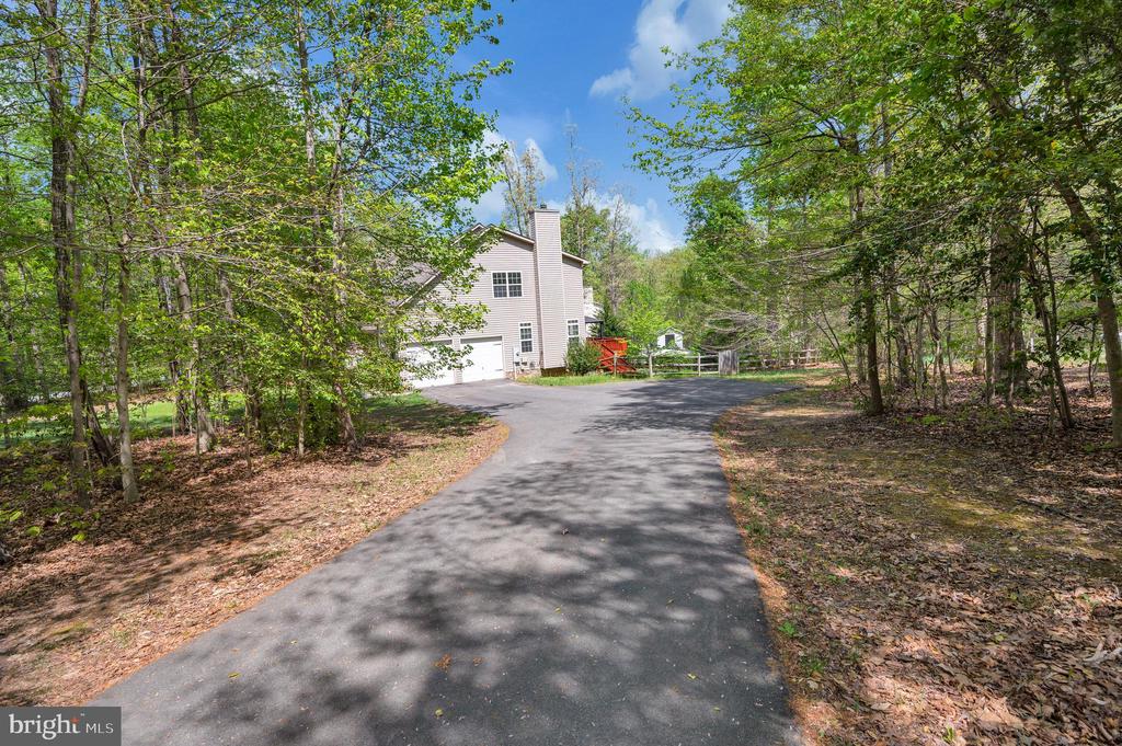 Stafford, Virginia, 22554, United States, 5 Bedrooms Bedrooms, ,5 BathroomsBathrooms,Residential,For Sale,2047982