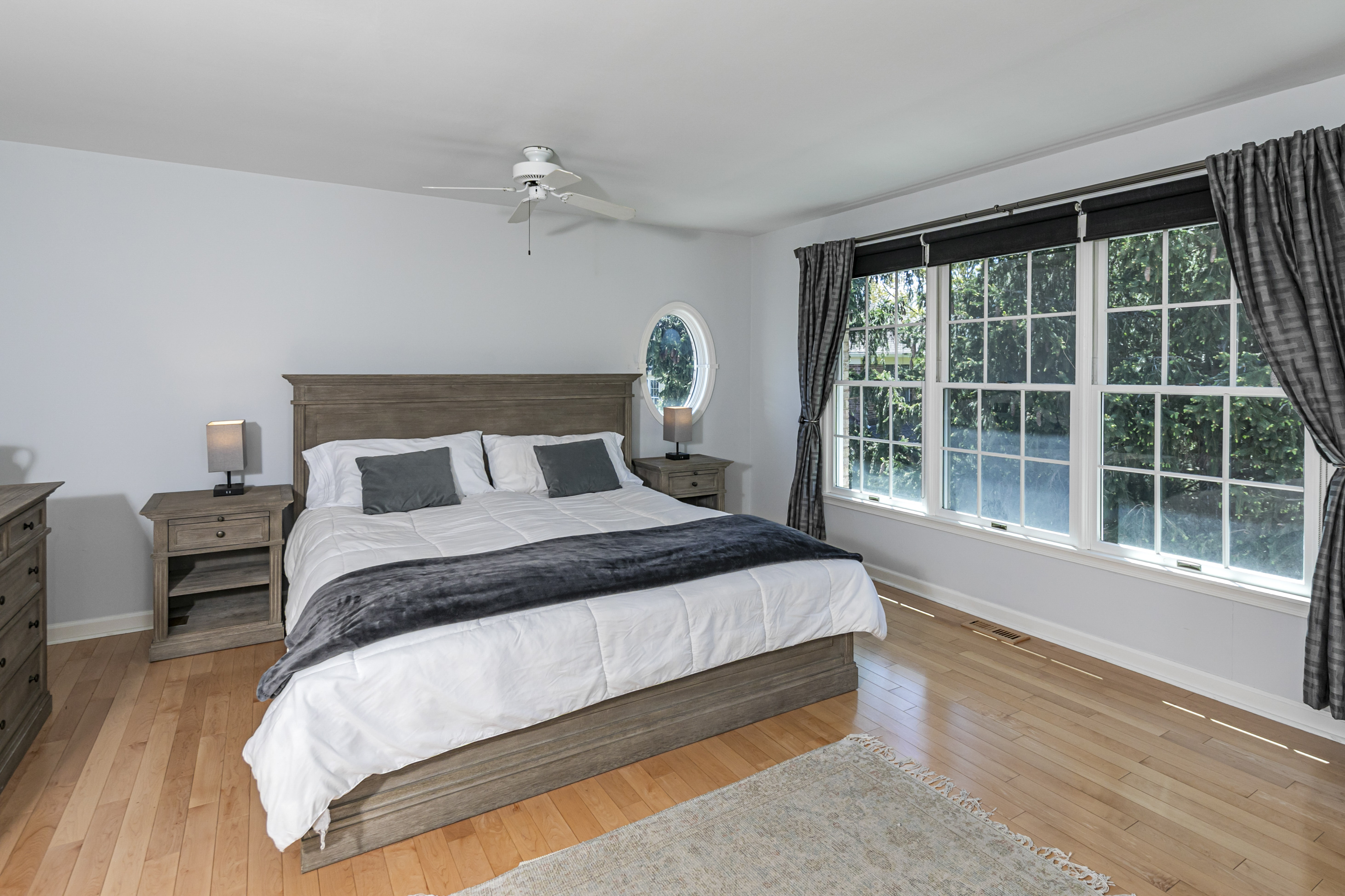  Largest End-Unit in Washington Oaks with Serene Views and Upgrades Galore - 物件實景