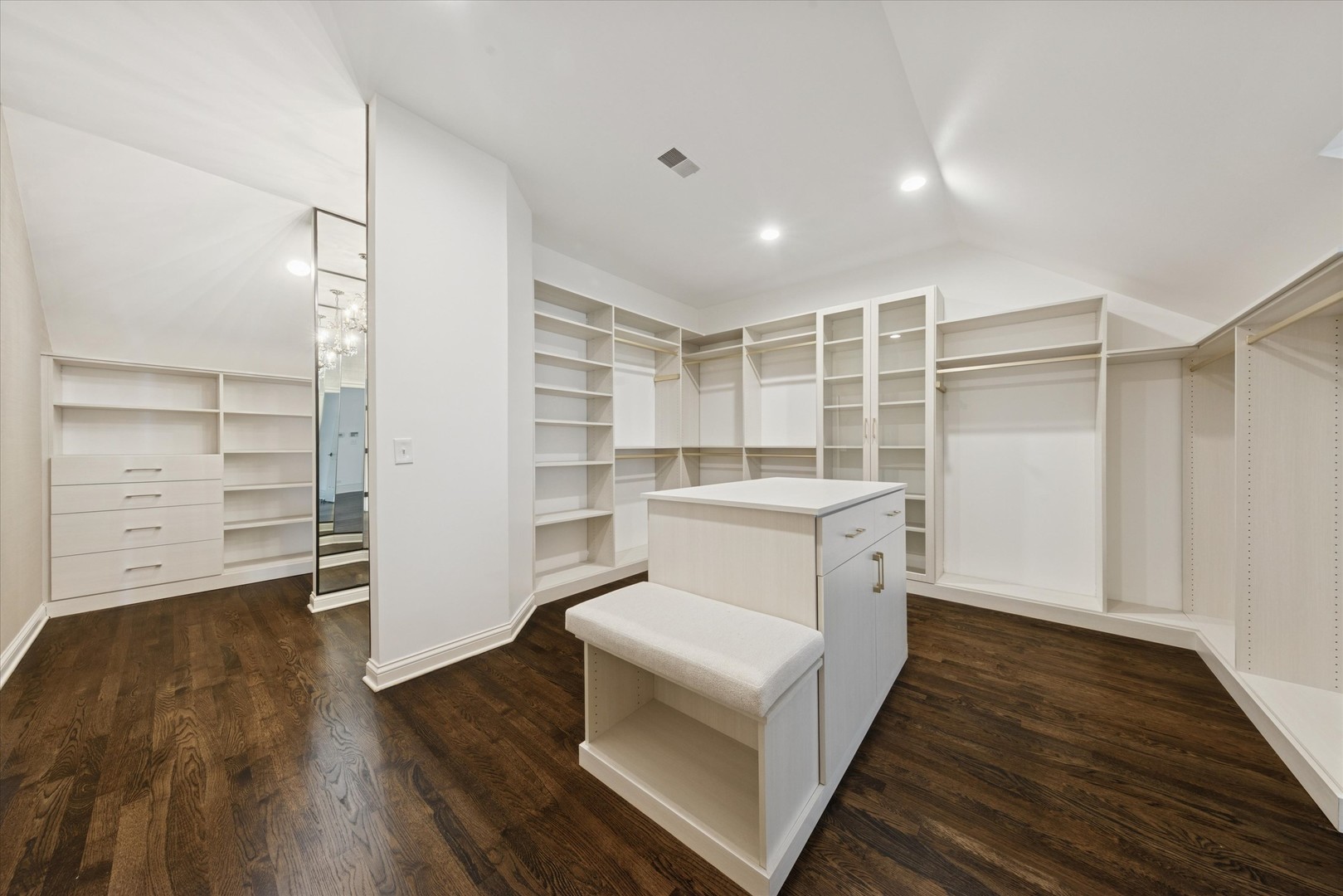 Hinsdale, Illinois, 60521, United States, 6 Bedrooms Bedrooms, ,8 BathroomsBathrooms,Residential,For Sale,1939484