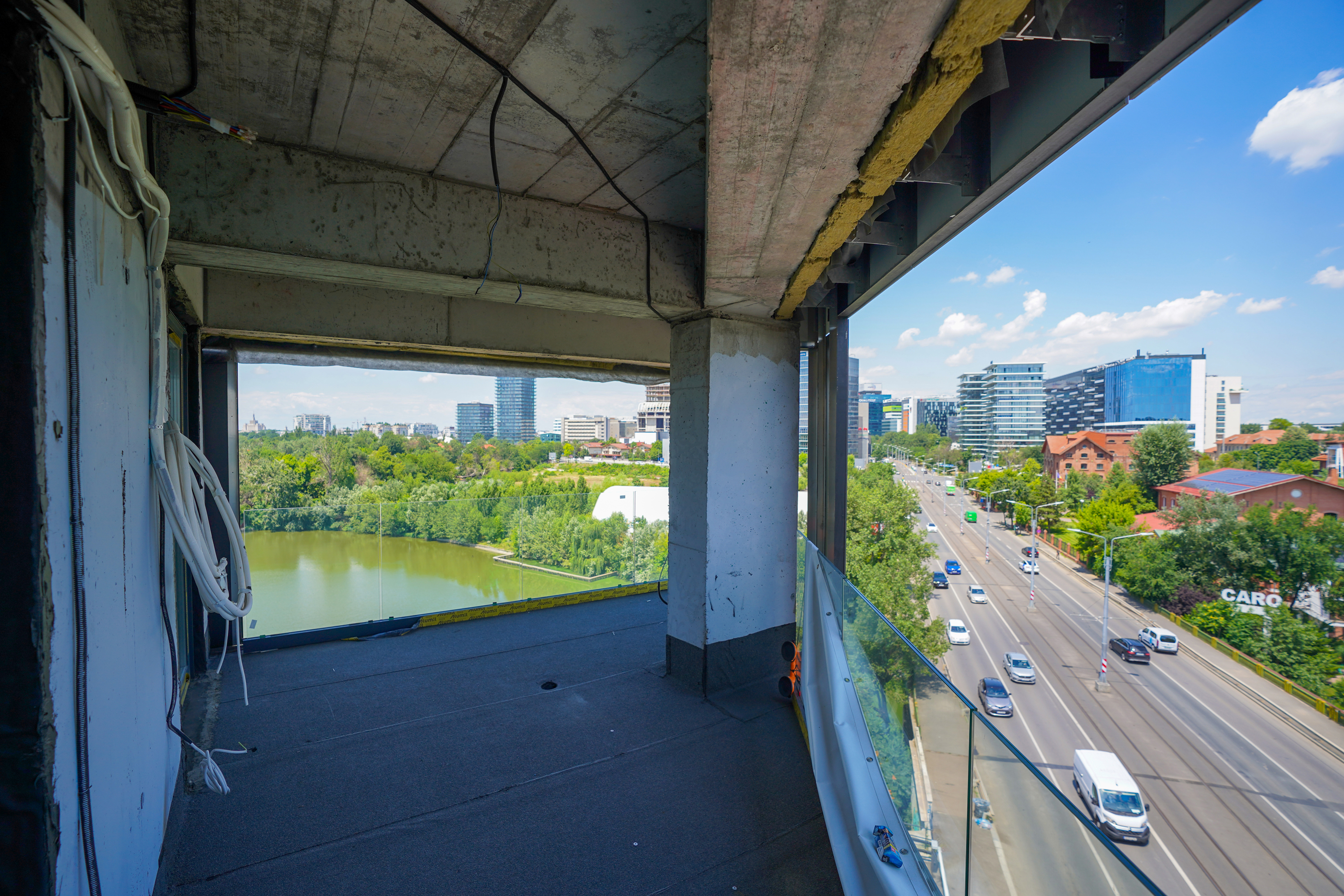  Lakefront Duplex Penthouse with a Panoramic Terrace on Lake Floreasca - 物件實景
