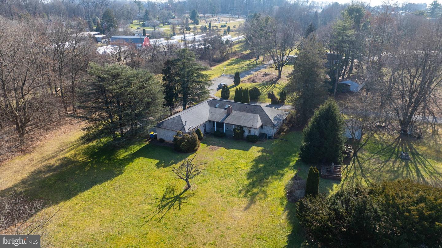 York, Pennsylvania, 17403, United States, 4 Bedrooms Bedrooms, ,2 BathroomsBathrooms,Residential,For Sale,1986541