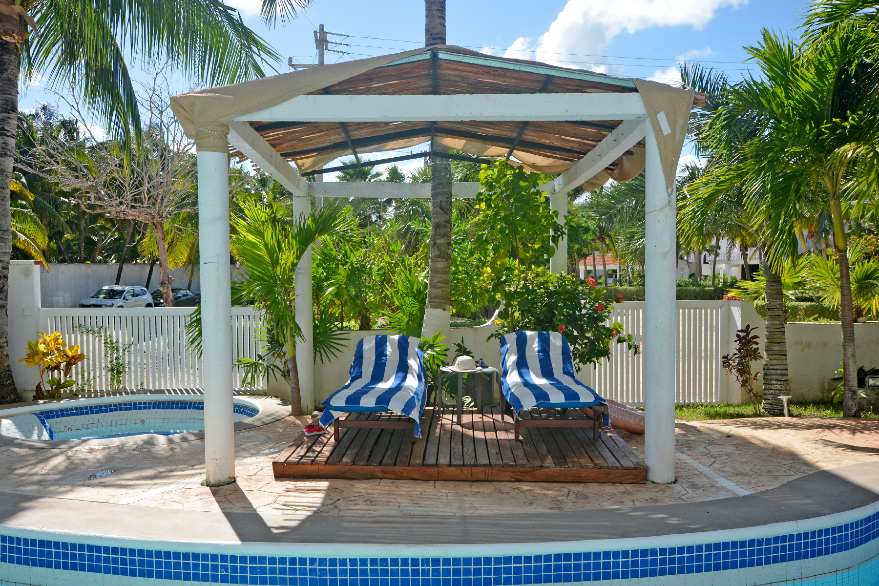  DUPLEX 8 BEDROOM HOME NEAR THE BEACH - 物件實景