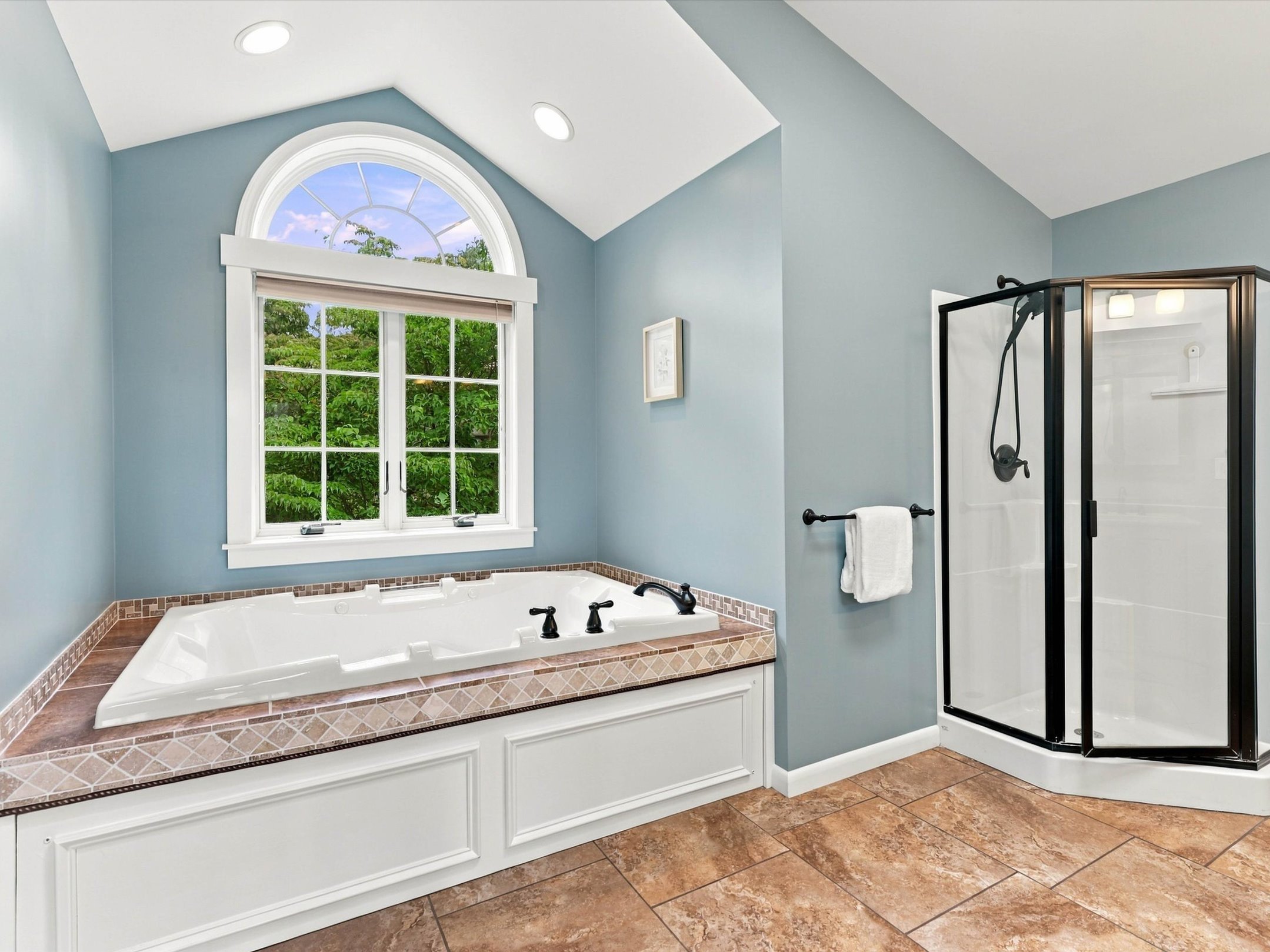  207 Weaver Dr, Lititz, PA 17543 - 物件實景
