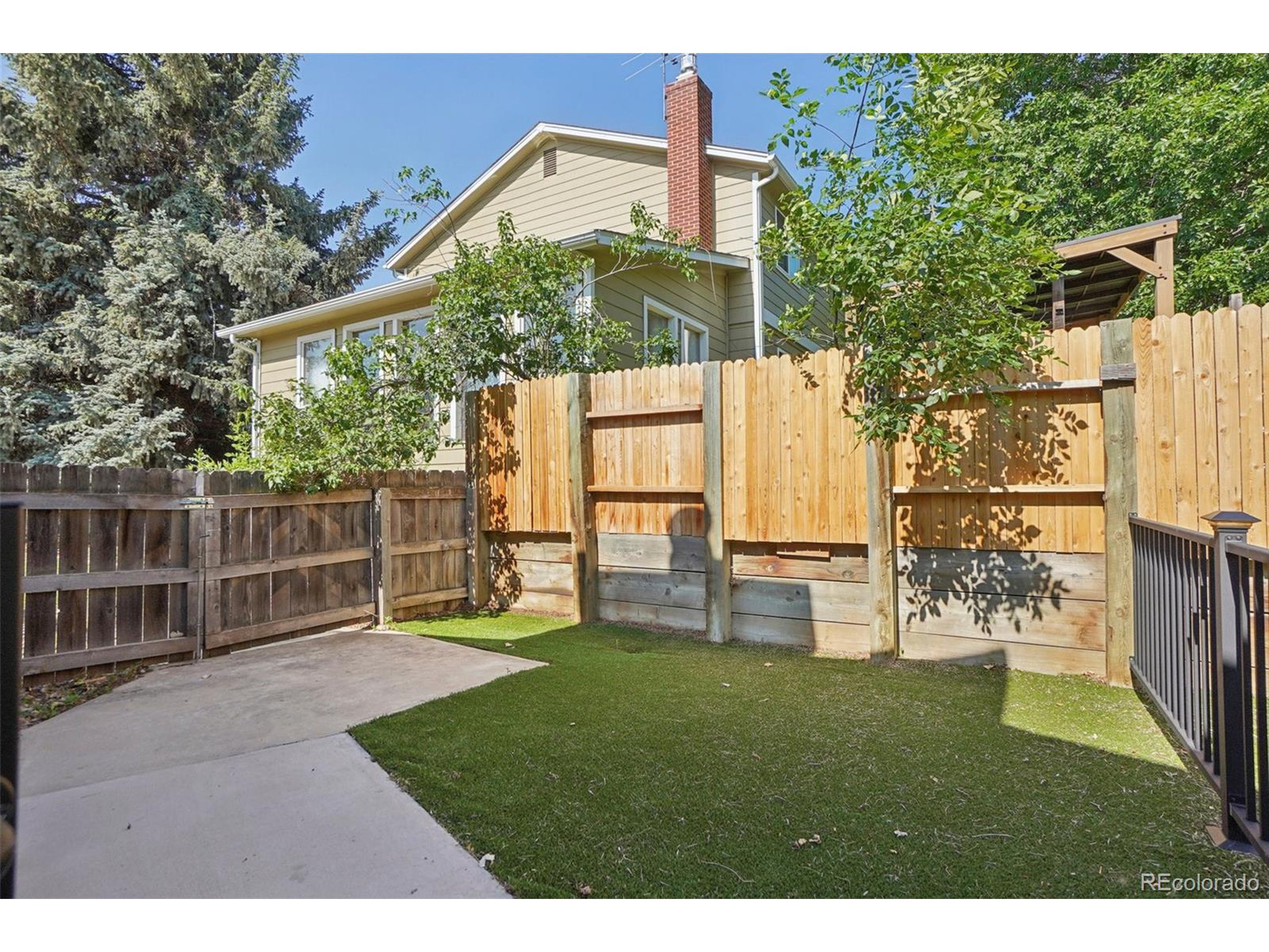 Louisville, Colorado, 80027, United States, 5 Bedrooms Bedrooms, ,1 BathroomBathrooms,Residential,For Sale,1910373