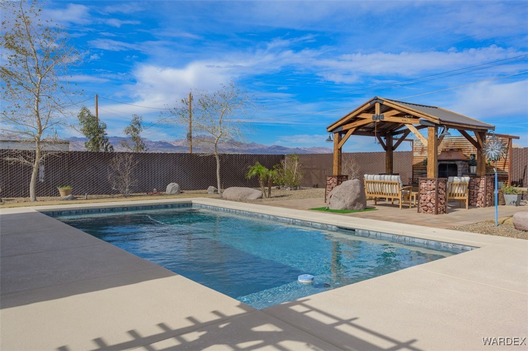 Bullhead City, Arizona, 86442, United States, 2 Bedrooms Bedrooms, ,Residential,For Sale,1912692
