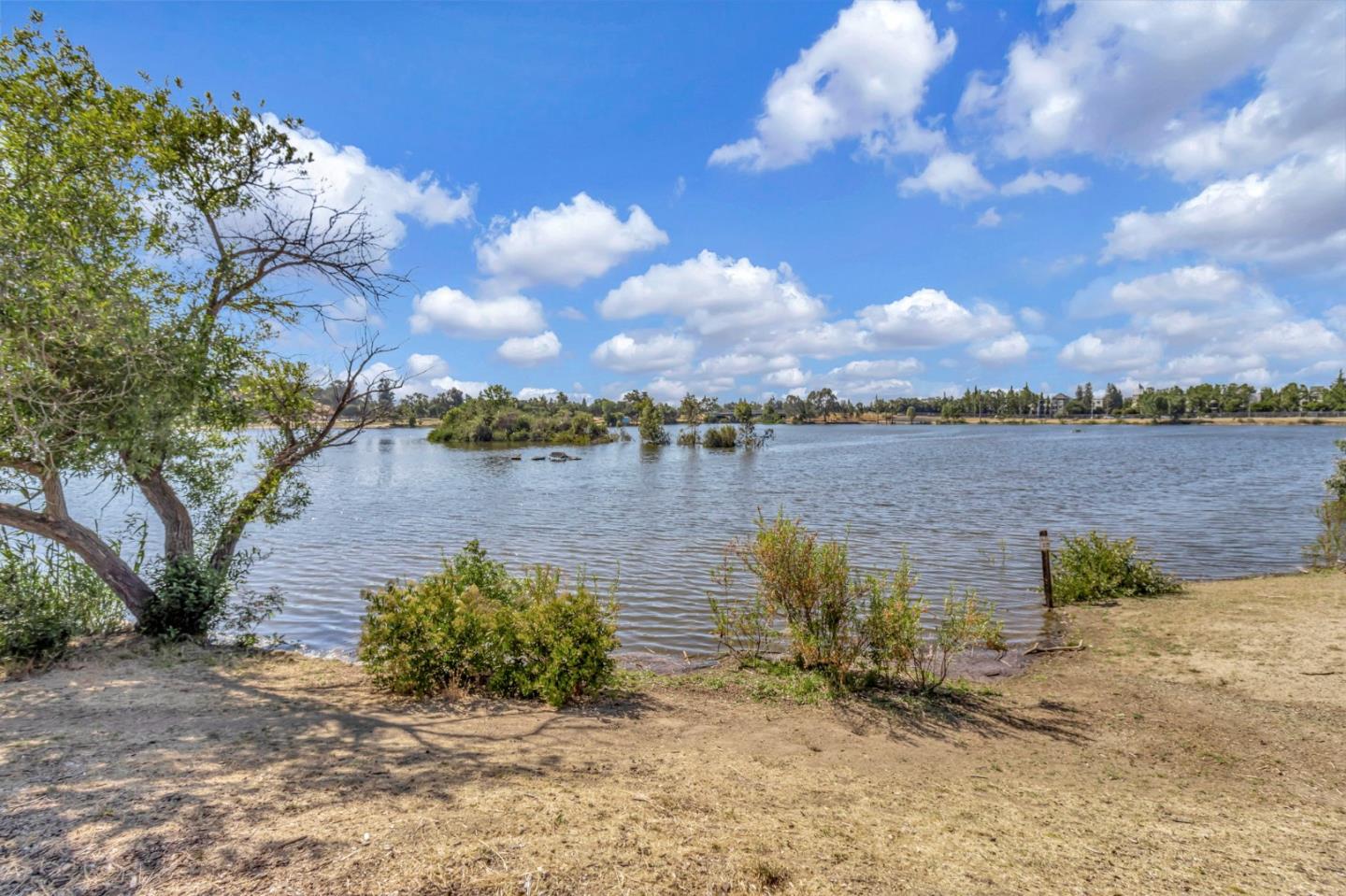 San Jose, California, 95123, United States, 1 Bedroom Bedrooms, ,1 BathroomBathrooms,Residential,For Sale,1903267
